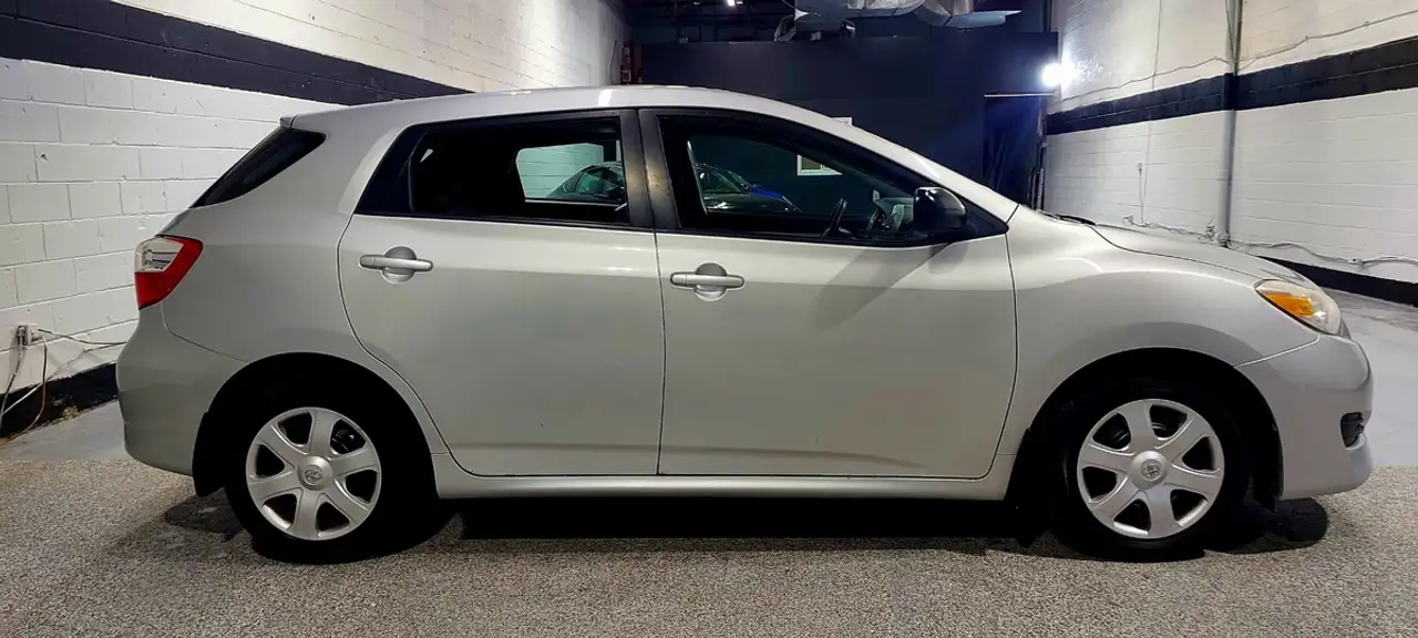 Toyota Matrix photo Toyota Matrix
