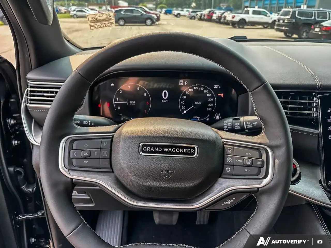 Jeep Grand Wagoneer photo Jeep Grand Wagoneer