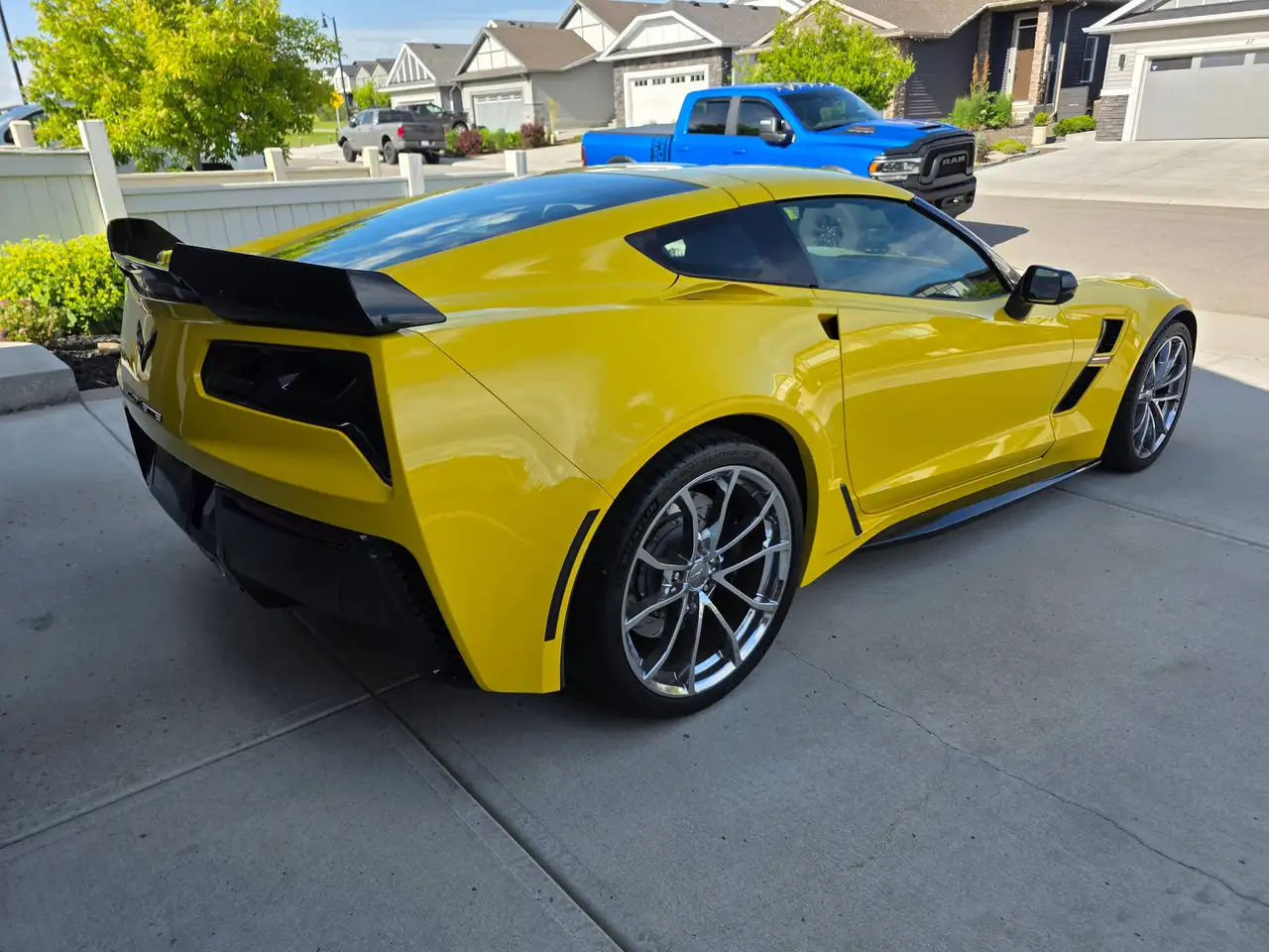 Chevrolet Corvette photo Chevrolet Corvette