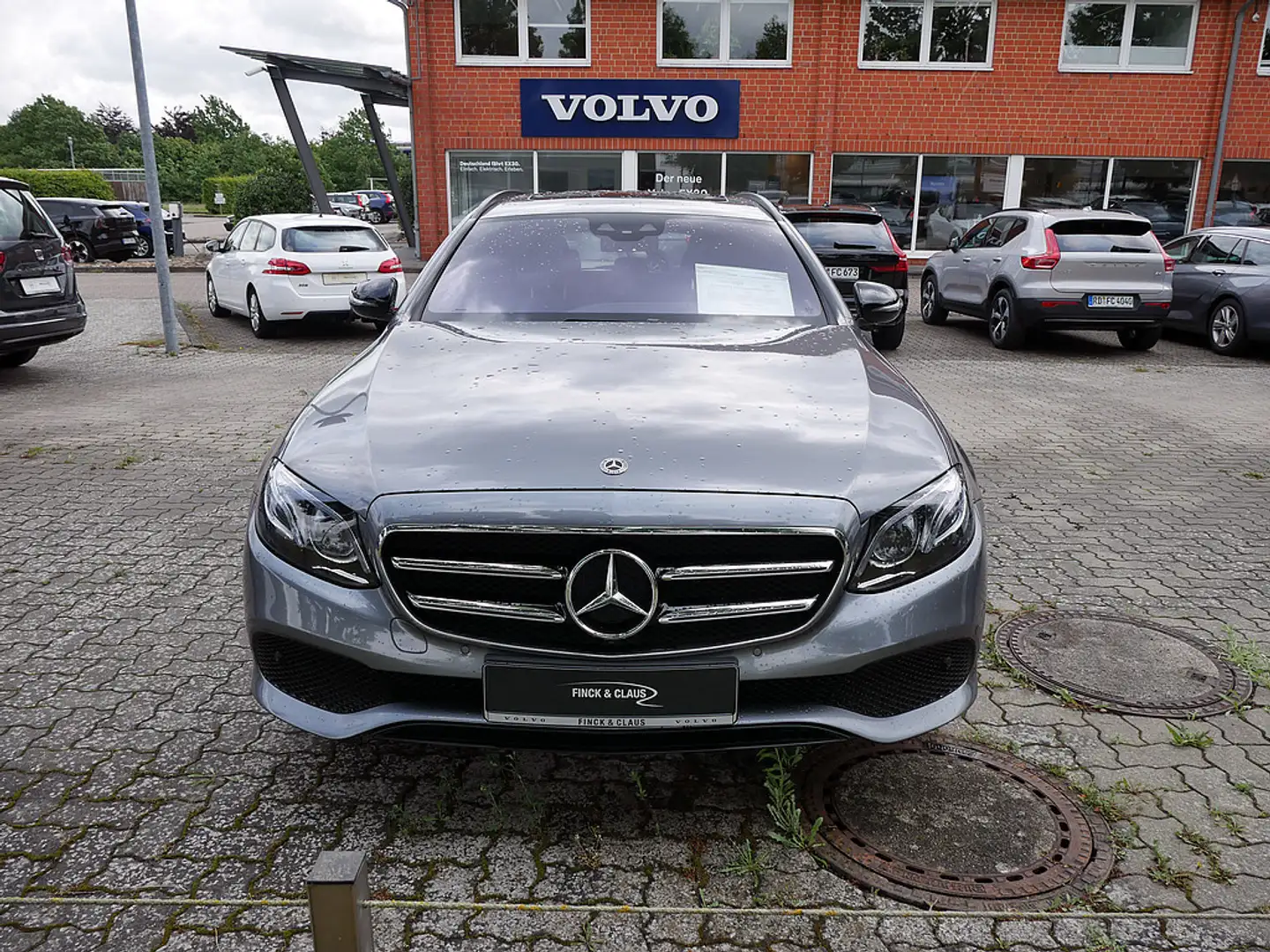 Mercedes-Benz E 250 Avantgarde LEDER KAMERA NIGHT PAKET Grau - 2
