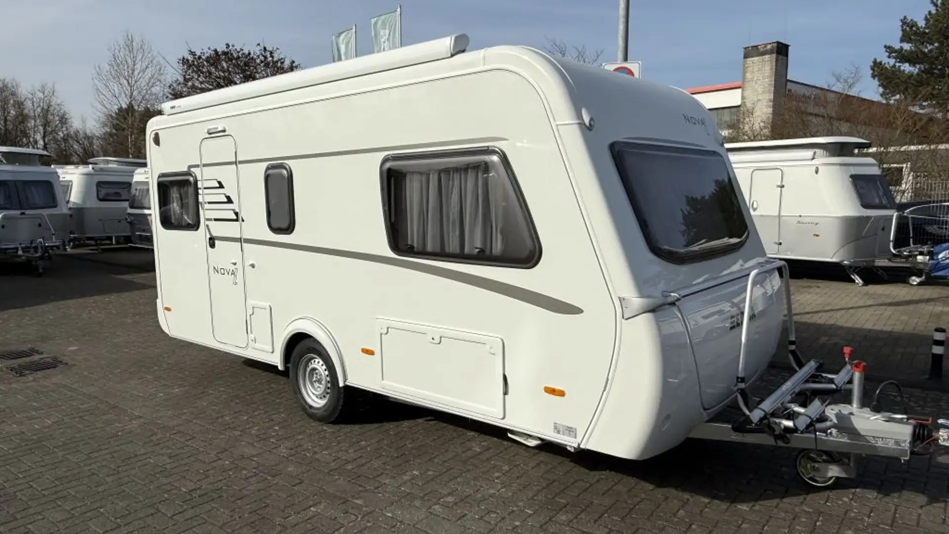 Hymer/Eriba Nova Light 470 Weiß - 1