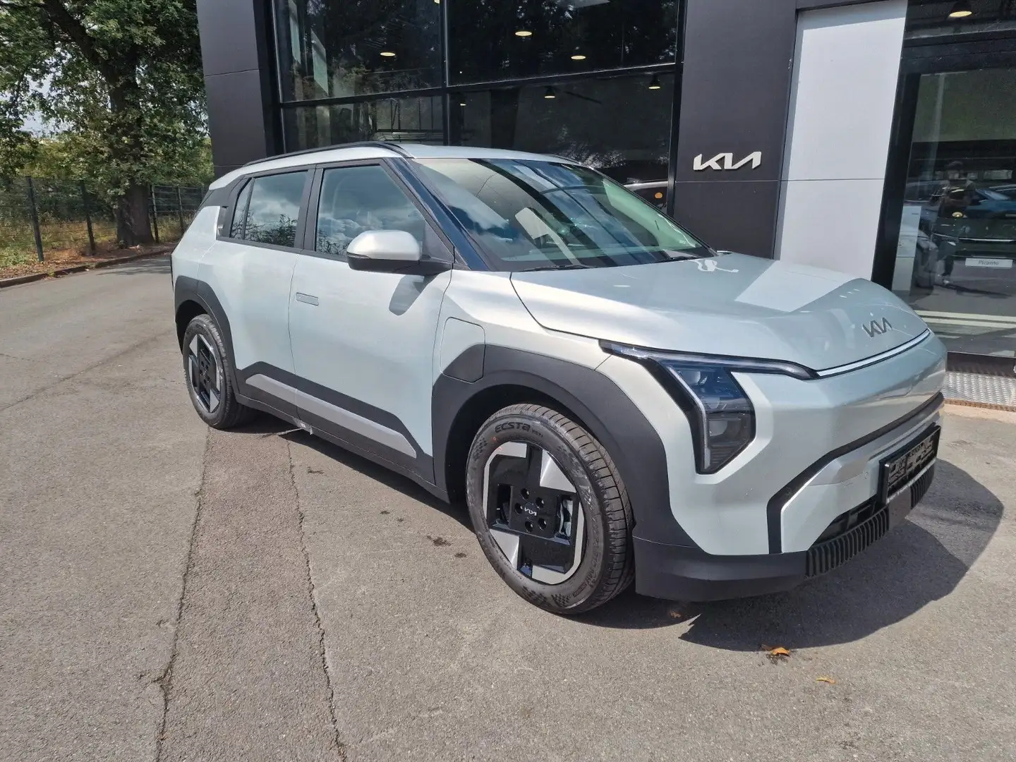 Kia EV3 150 kW Air*Navi*LED*WP*Sitzheizung Silber - 2