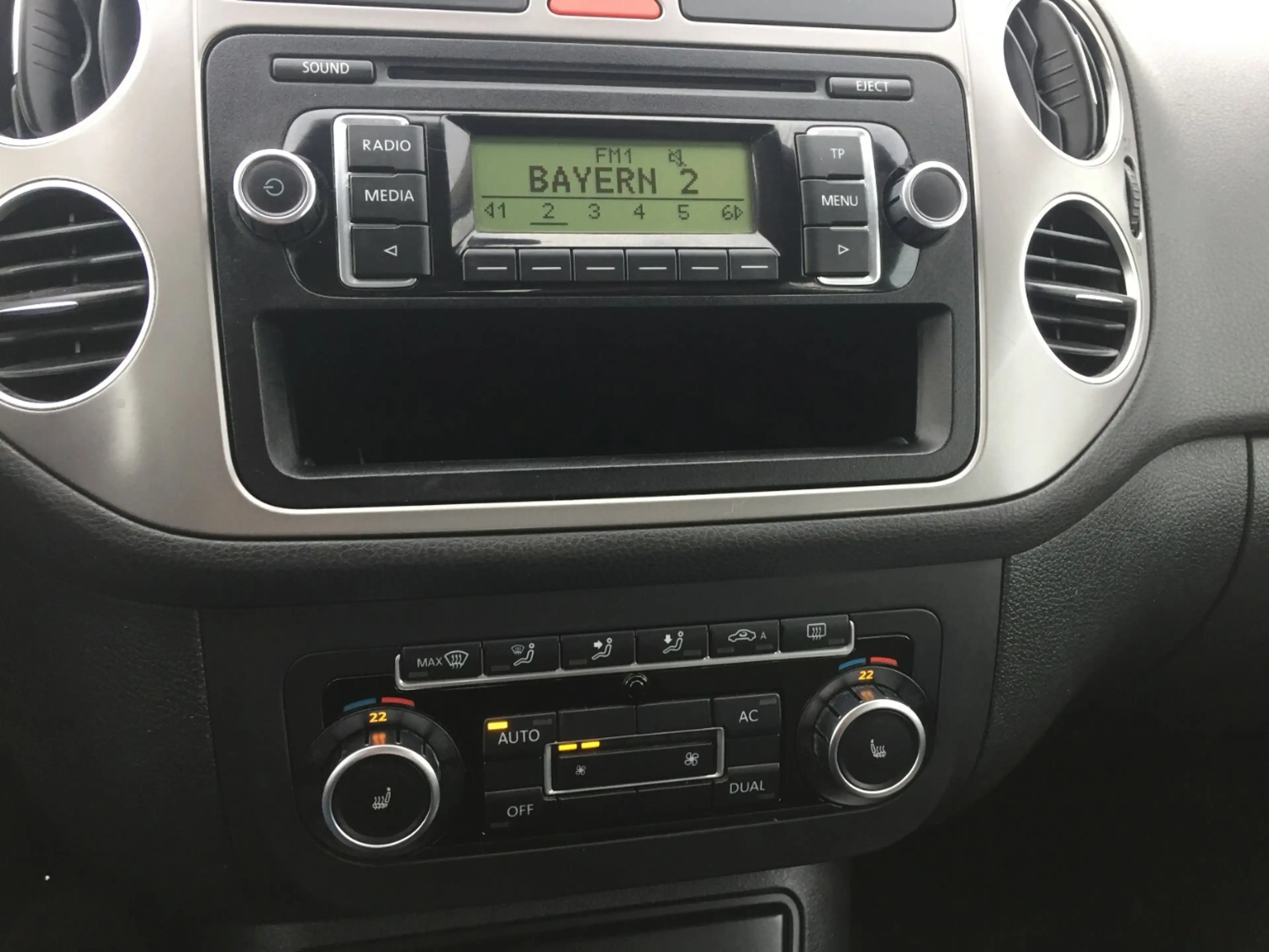 Volkswagen Golf Plus Cross ,Klimaaut.,Alu,Temp.,Sitzheiz.,Tüv 01/28! — photo 15
