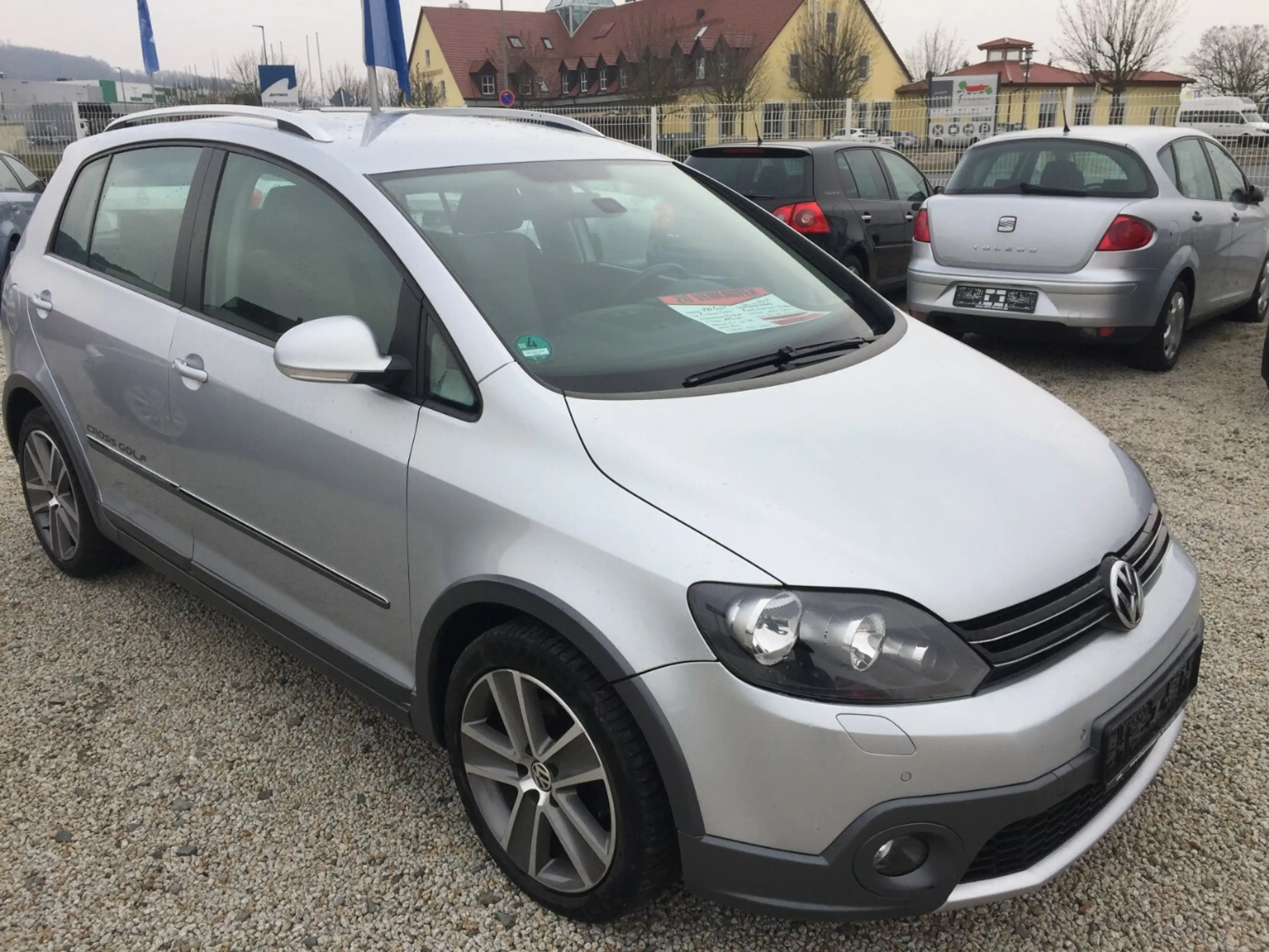 Volkswagen Golf Plus Cross ,Klimaaut.,Alu,Temp.,Sitzheiz.,Tüv 01/28! — photo 3