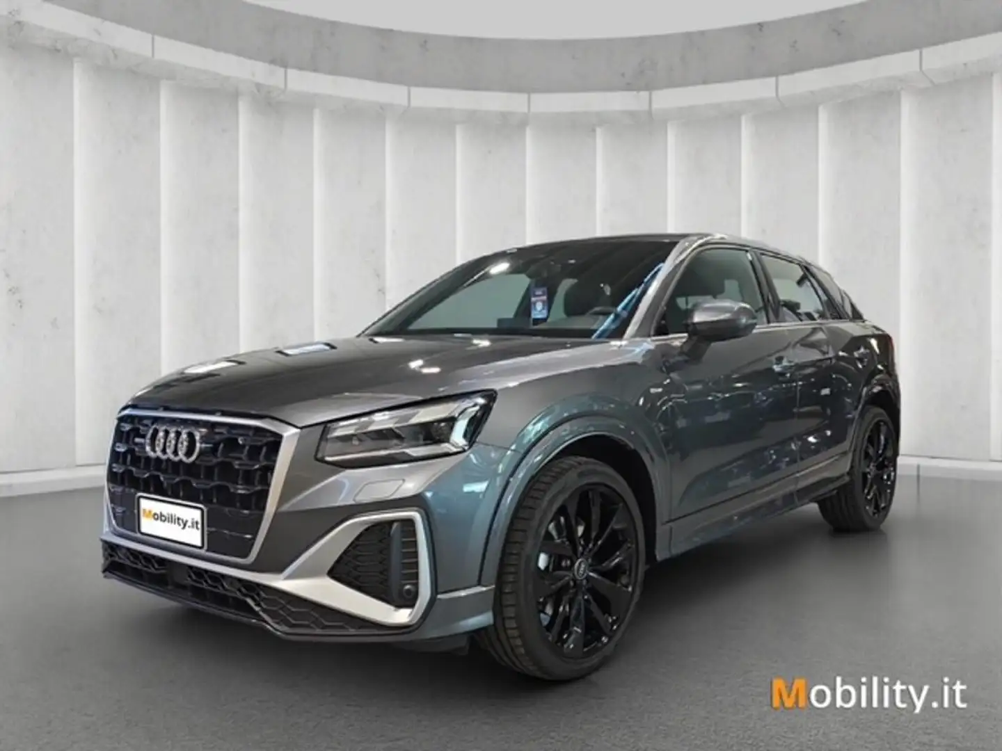 Audi Q2 40 2.0 tfsi Admired quattro s-tronic Grigio - 1