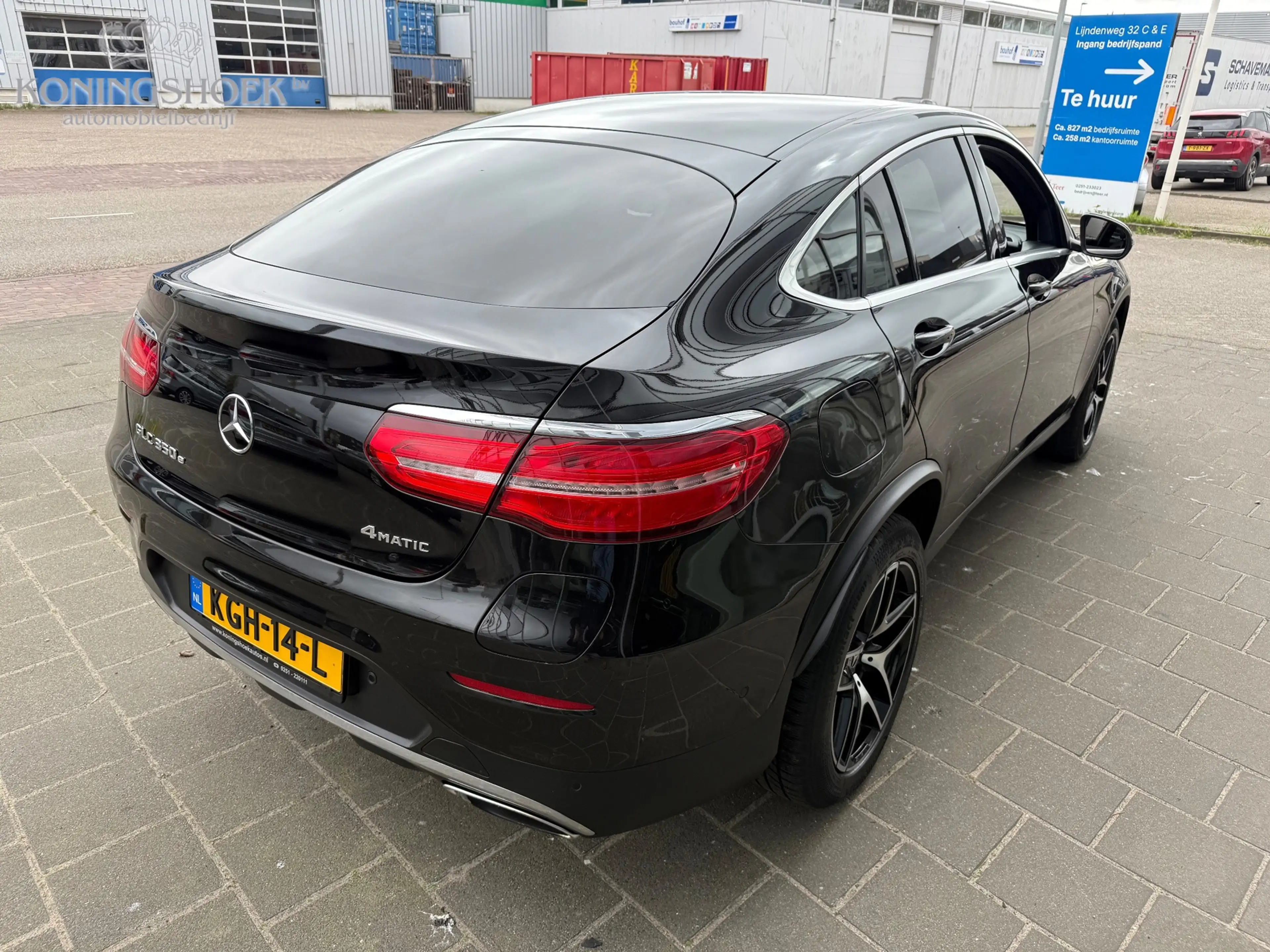 Mercedes-Benz GLC 350 Coupé 350e 4MATIC AMG Business Solution — photo 4