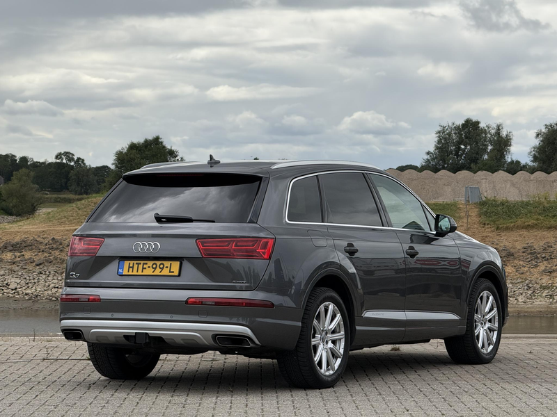 Audi Q7 55 TFSI quattro Pro Line 7p | Pano | LED | Navi — photo 6