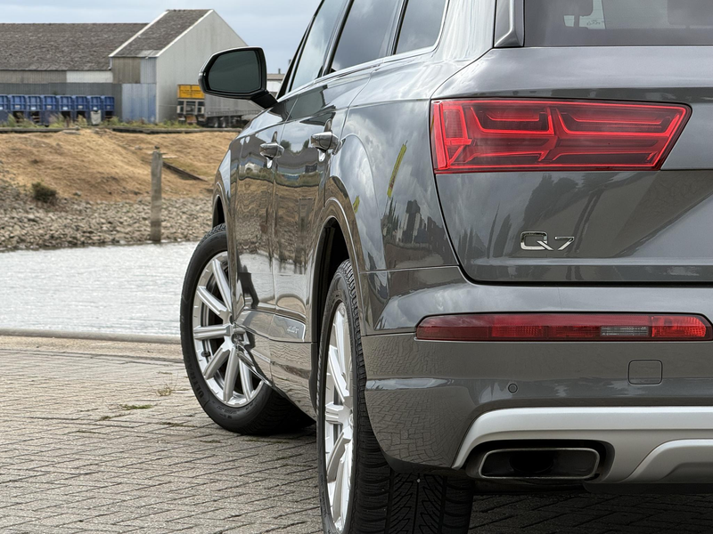 Audi Q7 55 TFSI quattro Pro Line 7p | Pano | LED | Navi — photo 35
