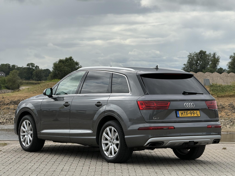 Audi Q7 55 TFSI quattro Pro Line 7p | Pano | LED | Navi — photo 4