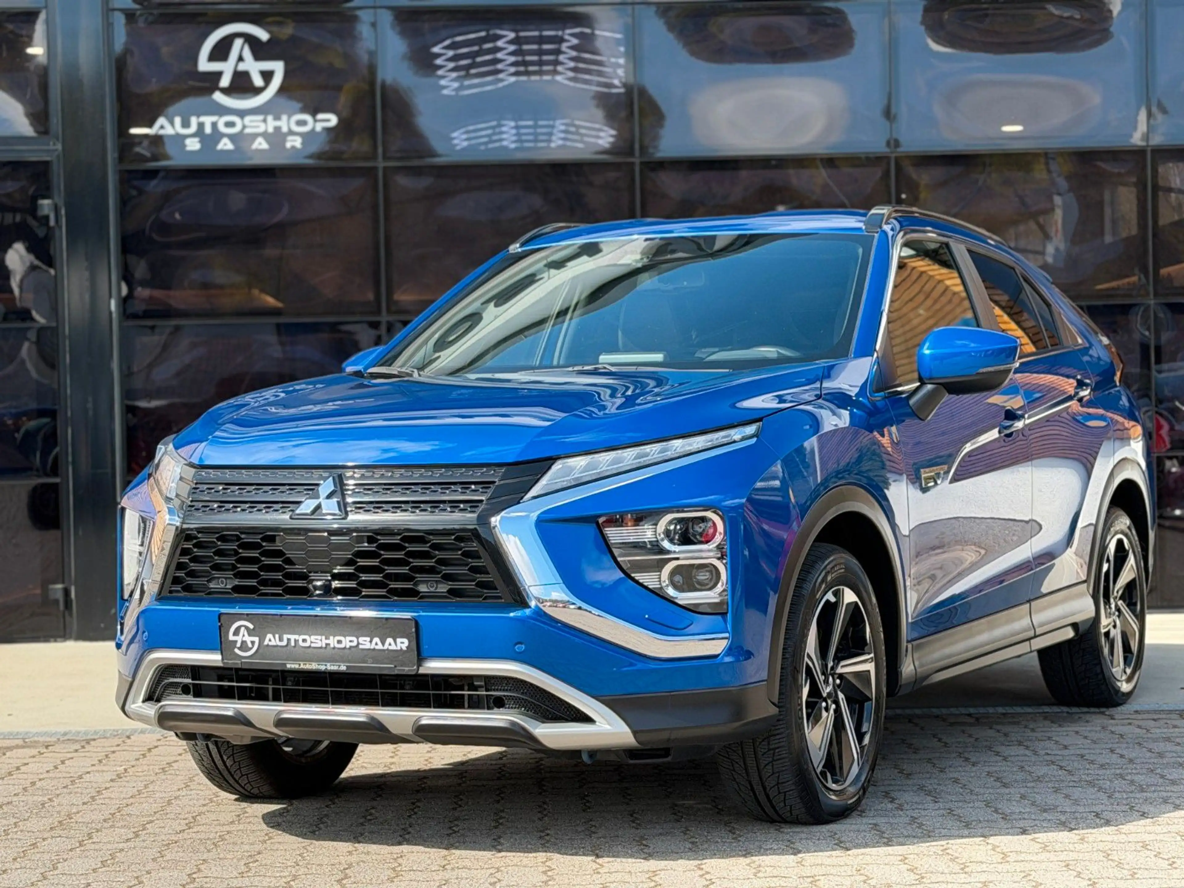 Mitsubishi Eclipse Cross Plus Hybrid 4WD HUD/AHK/CAM/SHZ
