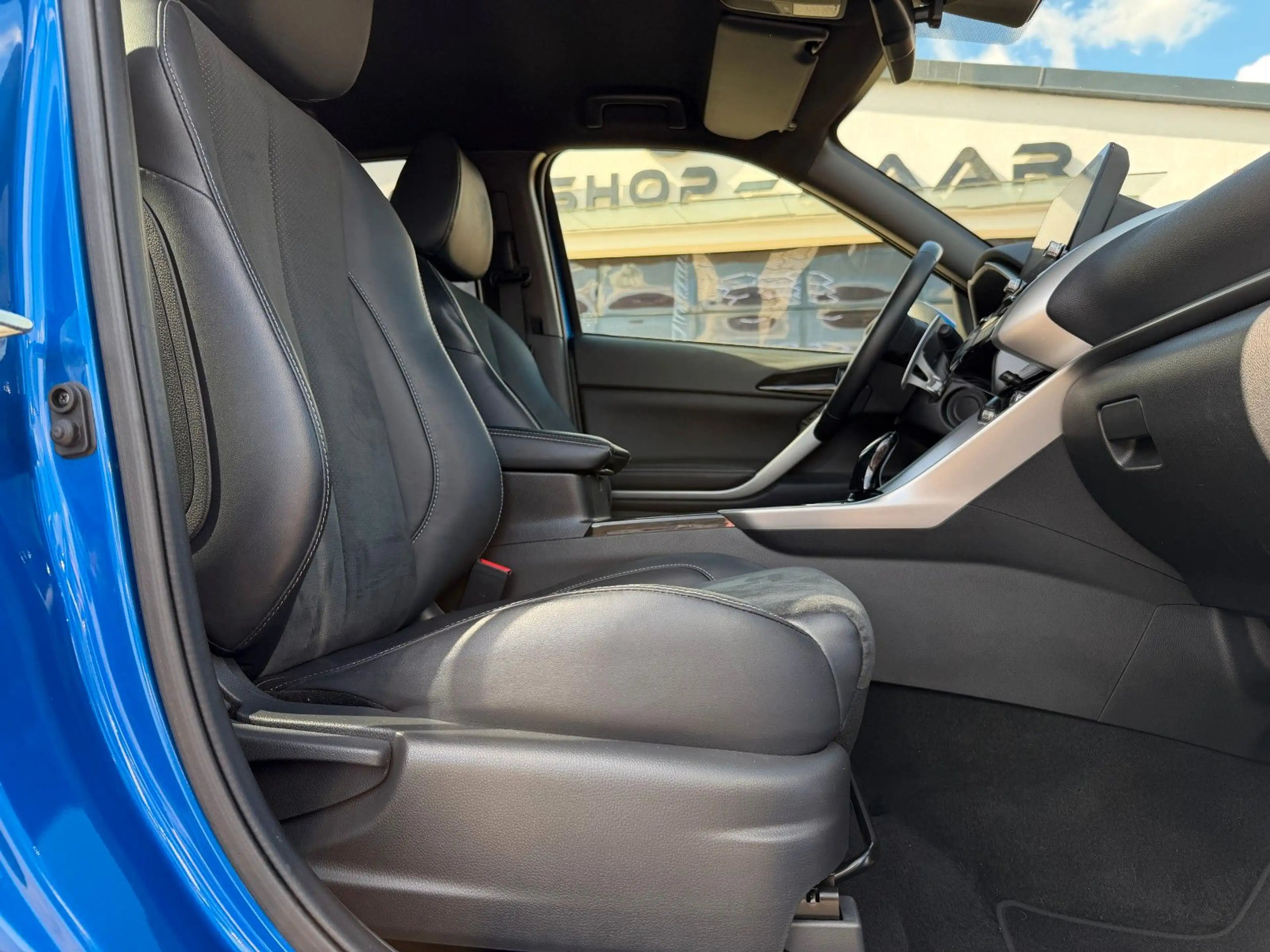 Mitsubishi Eclipse Cross Plus Hybrid 4WD HUD/AHK/CAM/SHZ — photo 15