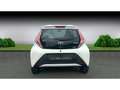 Toyota Aygo X 1.0 Berganfahrass. GA Klima teilb.Rücksb eFH LED Weiß - thumbnail 4