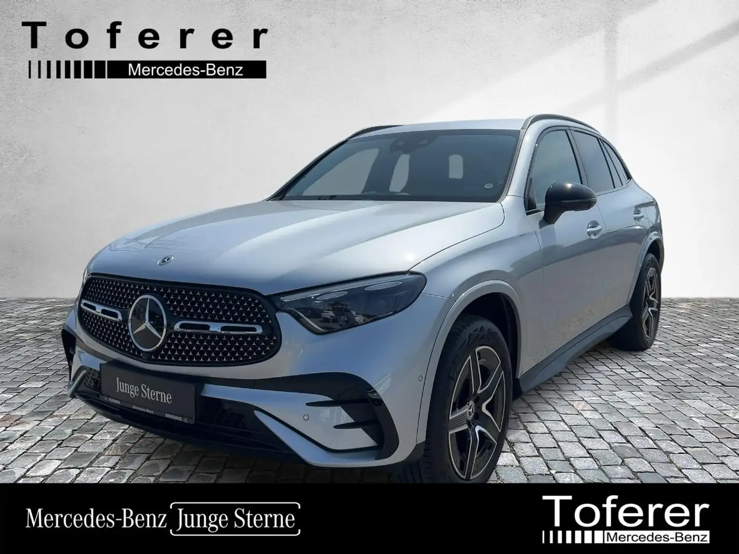 Mercedes-Benz GLC 300 de 4MATIC AMG Night FAP Distr MBUX Navi Silber - 1