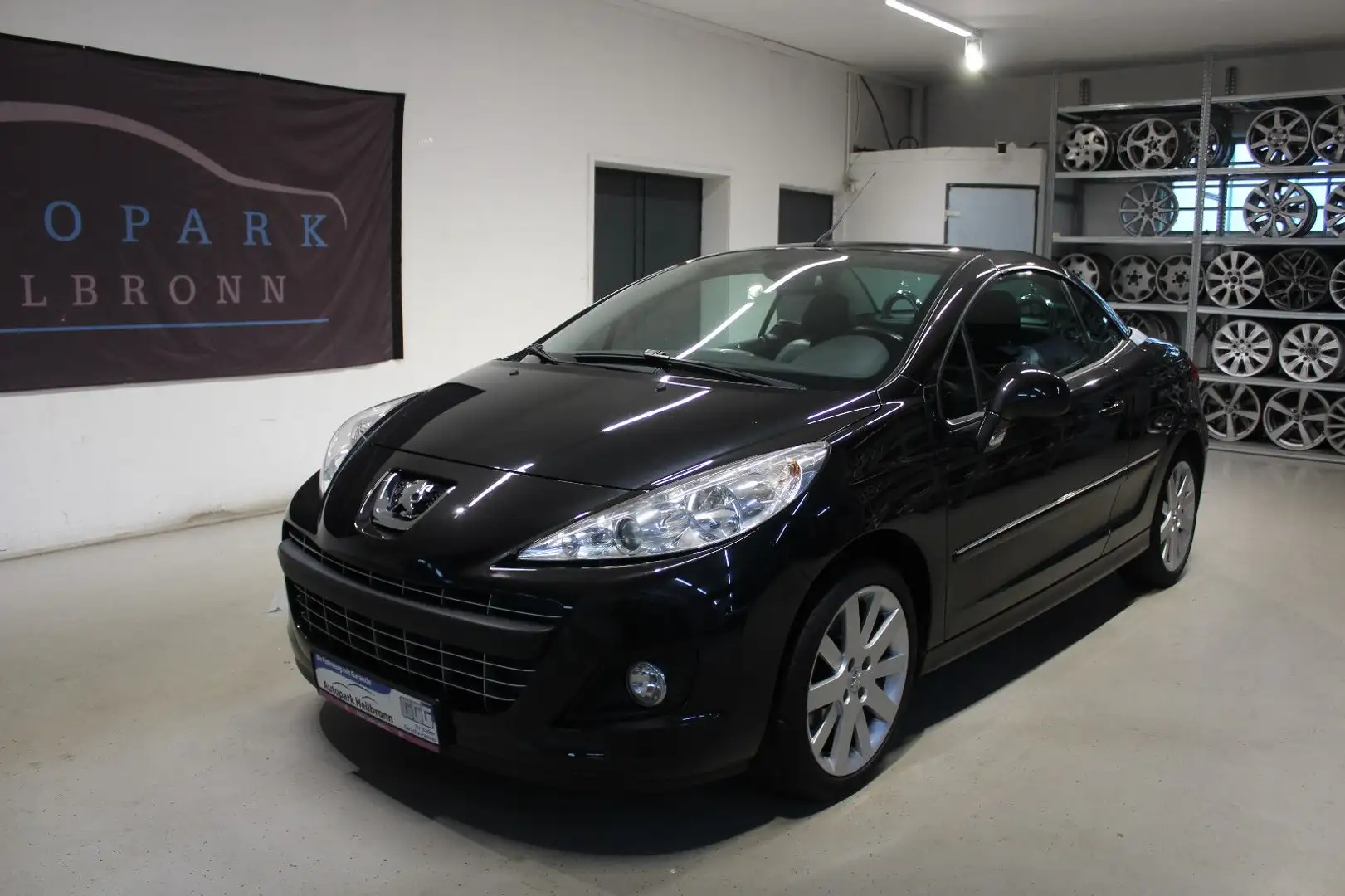 Peugeot 207 CC Cabrio-Coupe Platinum*KLIMA*AHK*SHZ*ISOFIX Noir - 1