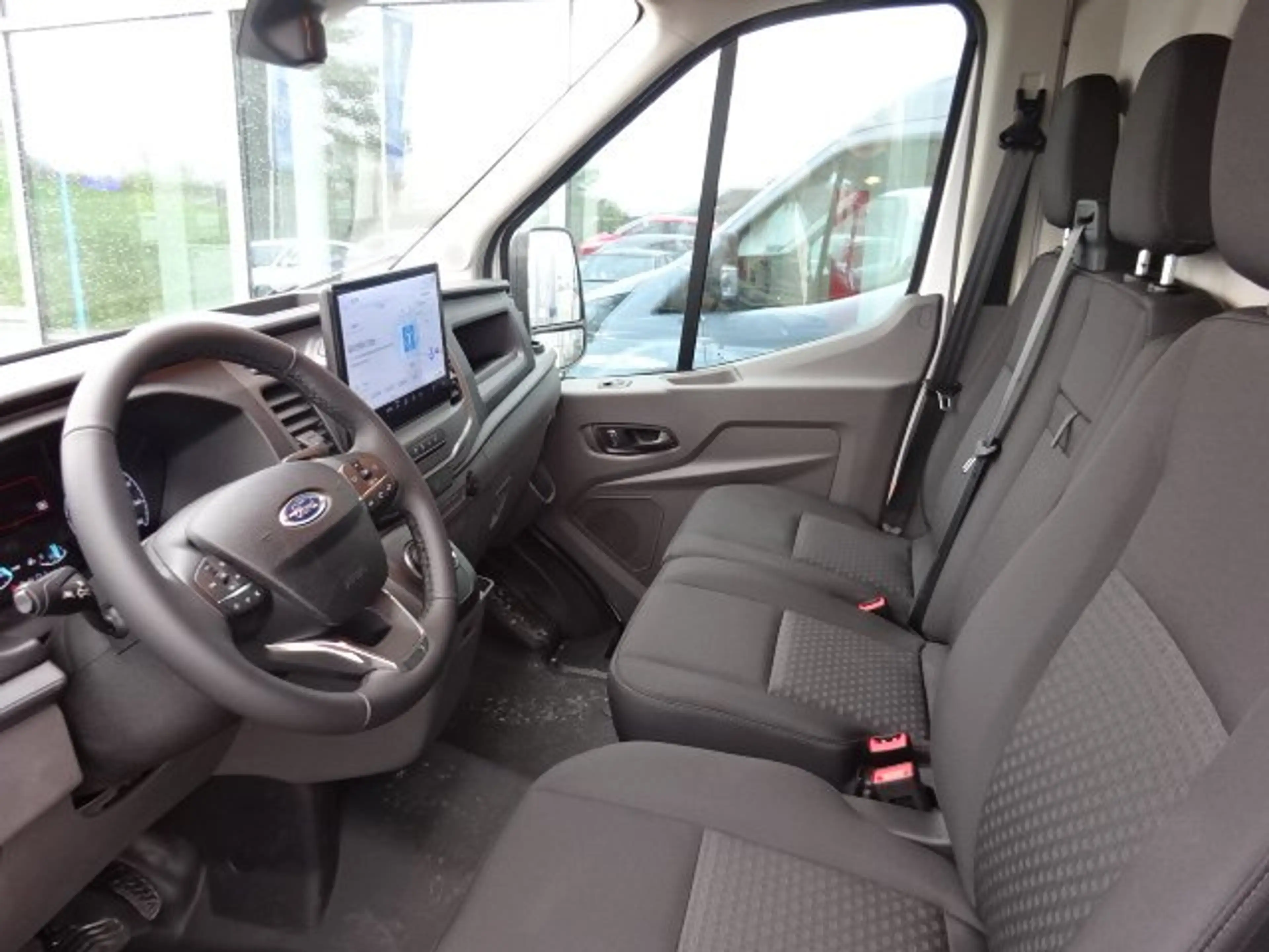 Ford E-Transit L2H2  350  Trend 184PS  netto 33.250,- — photo 5