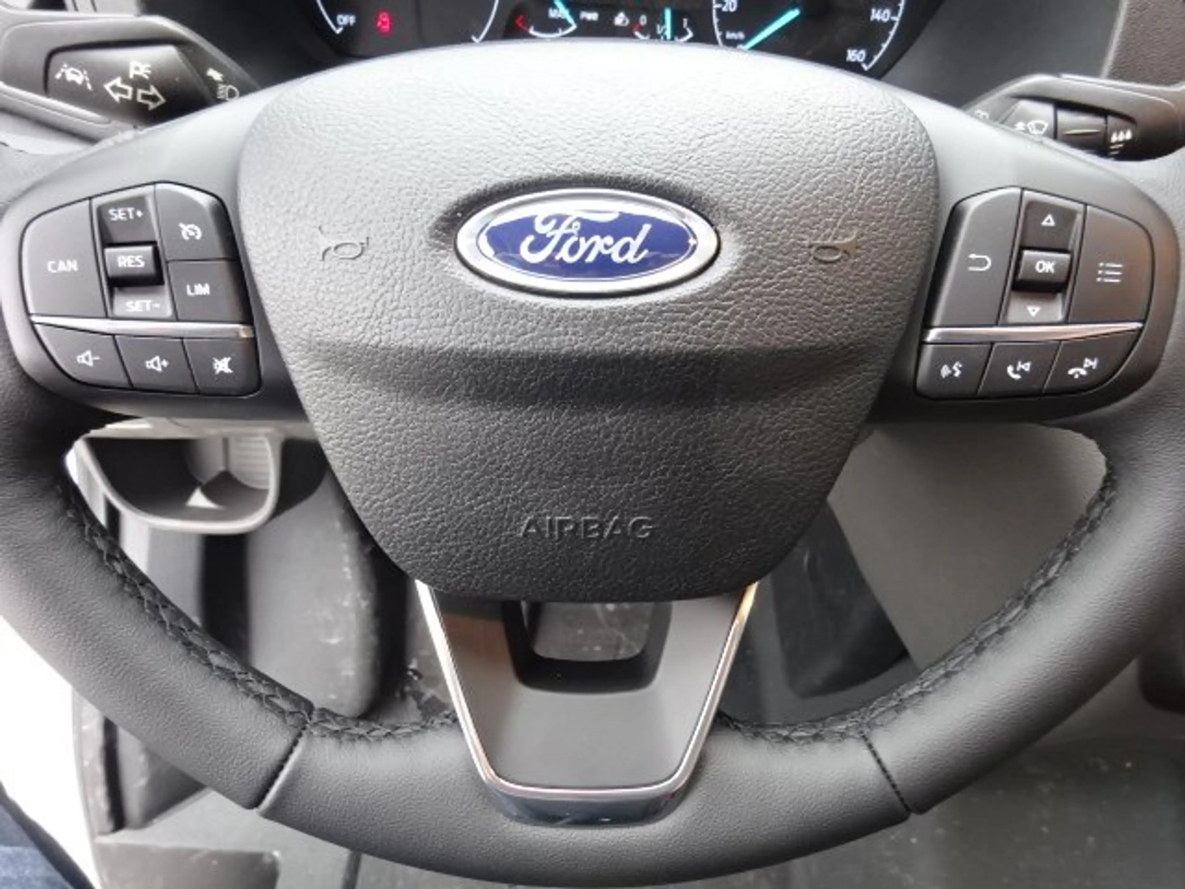 Ford E-Transit L2H2  350  Trend 184PS  netto 33.250,- — photo 10