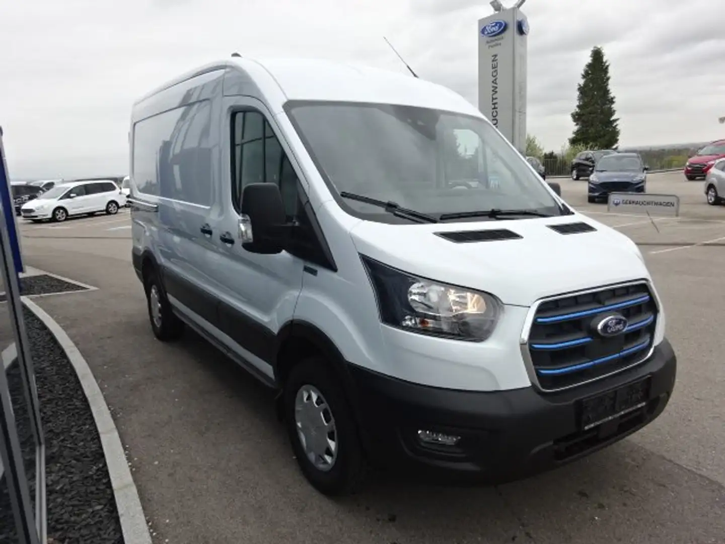 Ford E-Transit L2H2 350 Trend 184PS netto 33.250,- Weiß - 2
