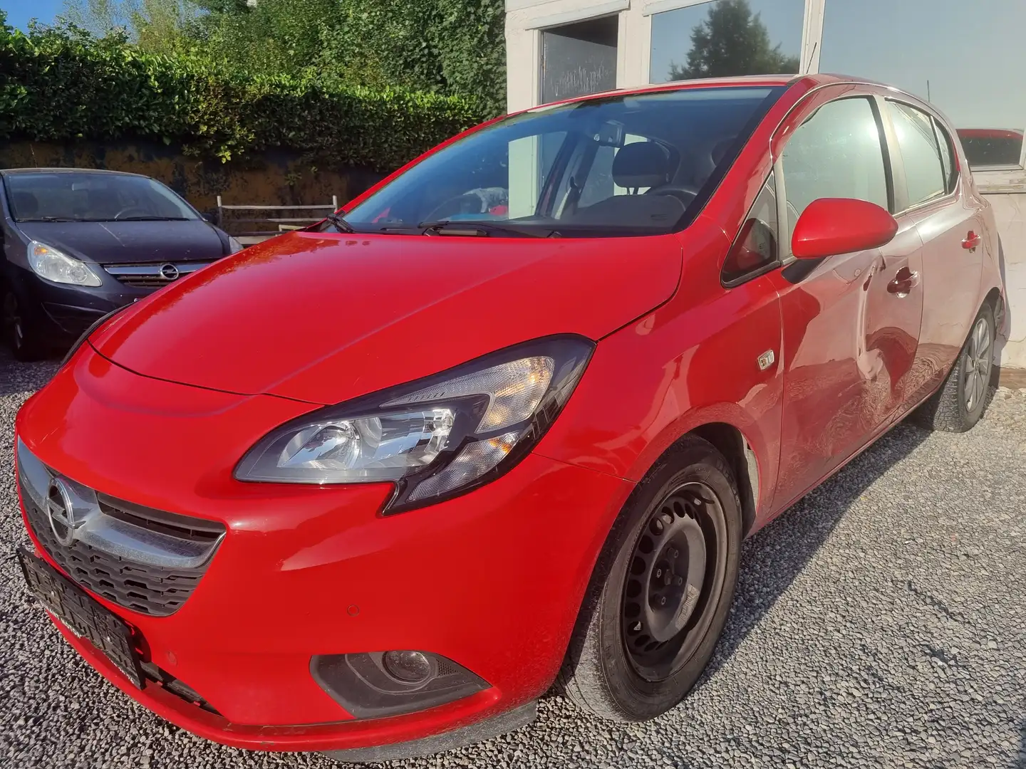 Opel Corsa 1.4i Enjoy Rouge - 2