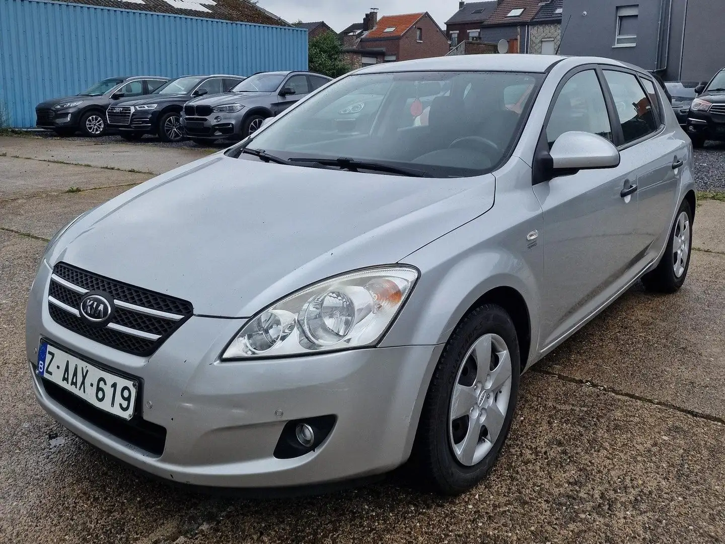 Kia Ceed / cee'd 1.4i EX // Marchand Gris - 1