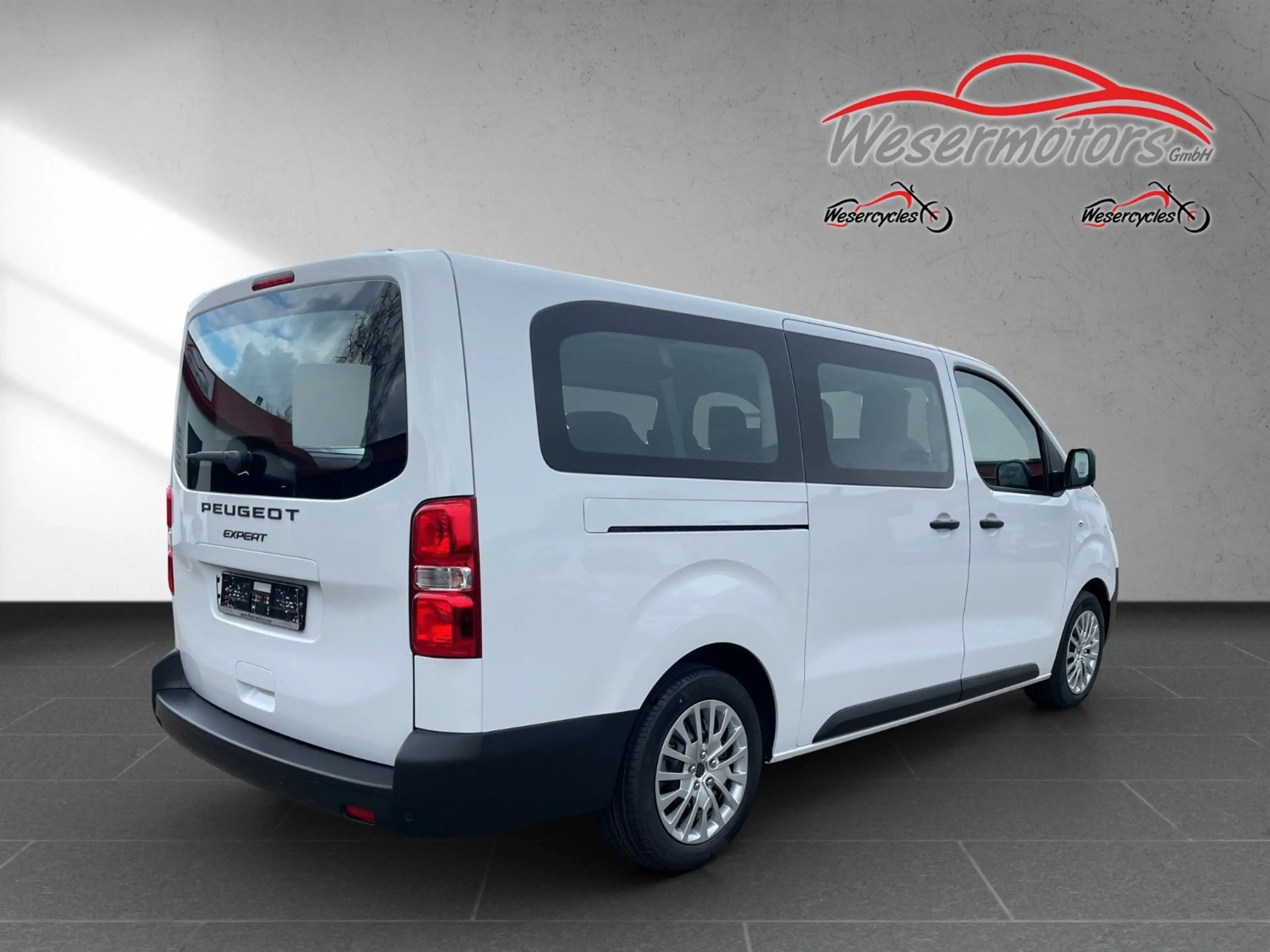 Peugeot Traveller /Expert BlueHDi 180 EAT8 Active L3 — photo 8