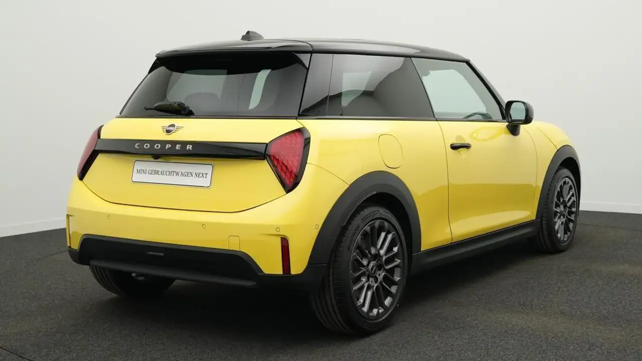 MINI Cooper Favoured Trim, миниатюра 4