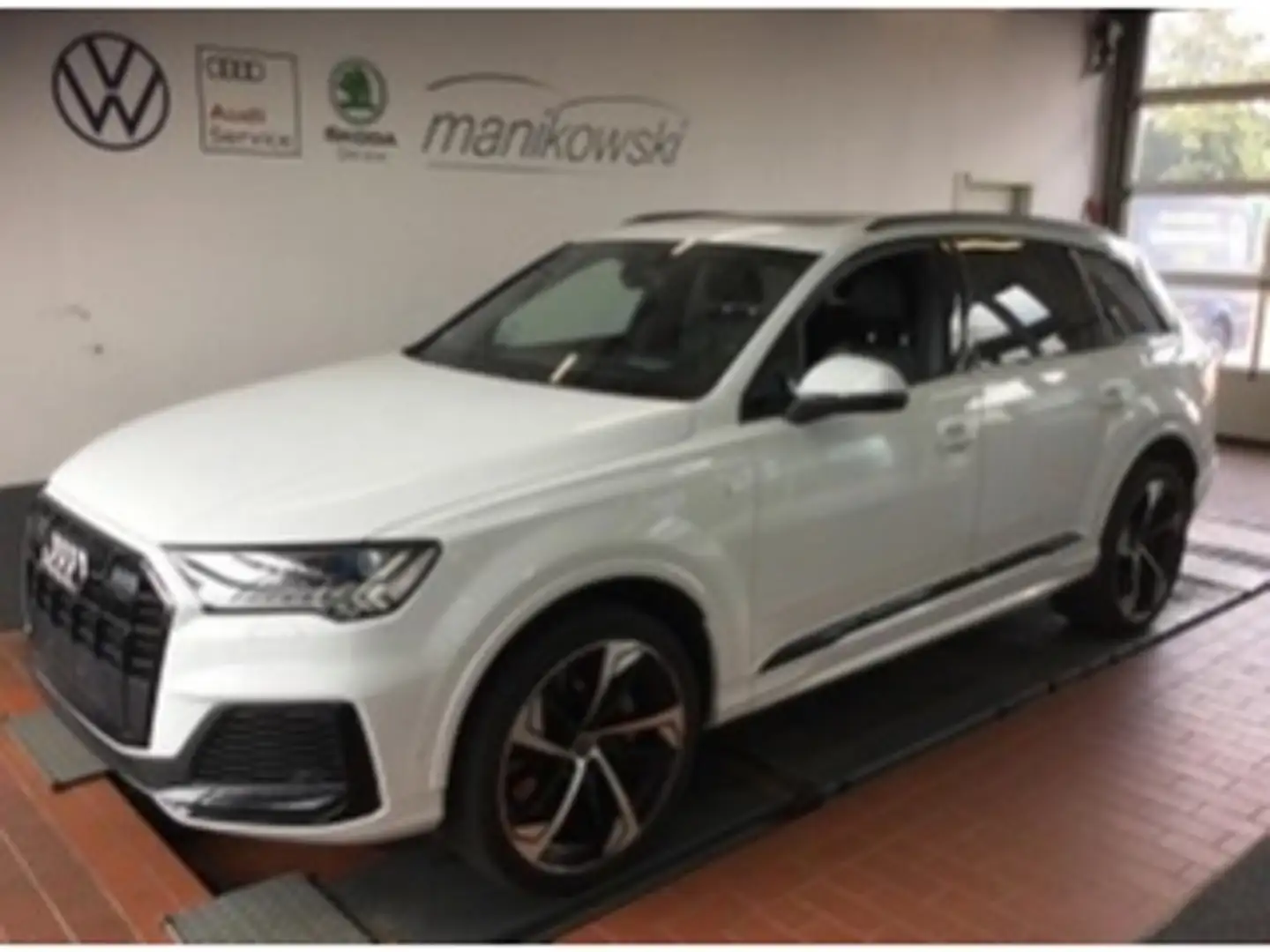 Audi Q7 55 TFSIe tiptronic quattro *S-Line/ black*PanoD+Vi Weiß - 1