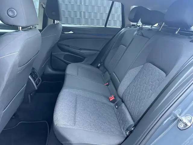 Volkswagen Golf view 11