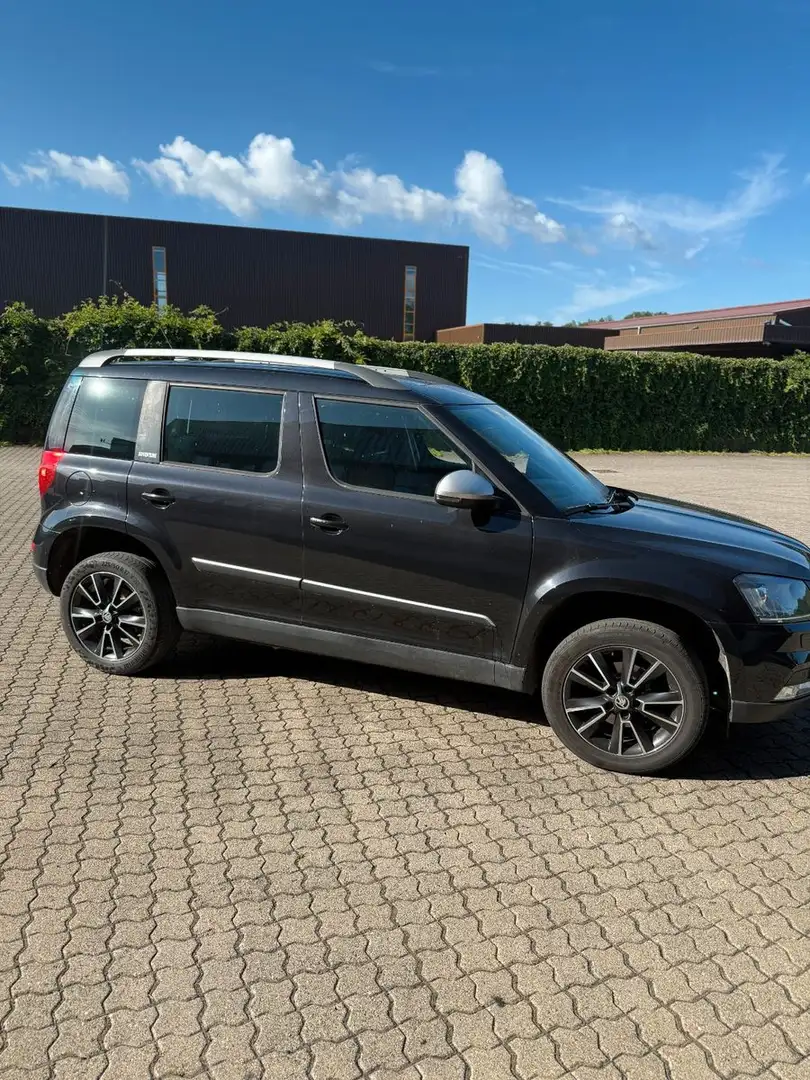 Skoda Yeti Ambition Outdoor 4x4 Noir - 2