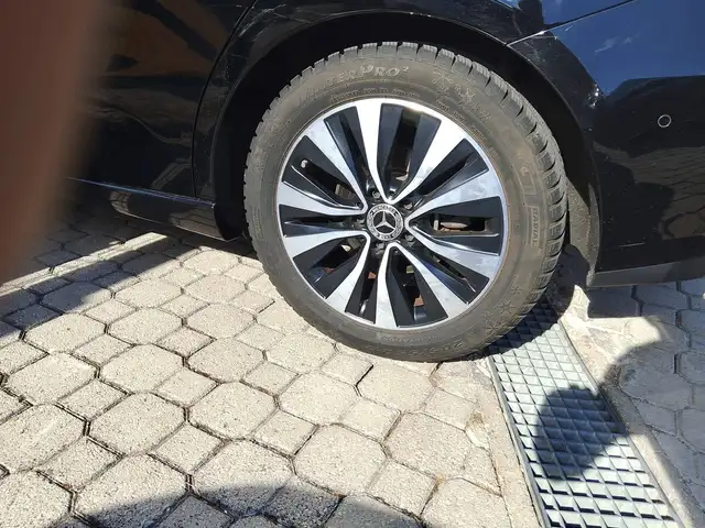 Mercedes-Benz B-Class view 7