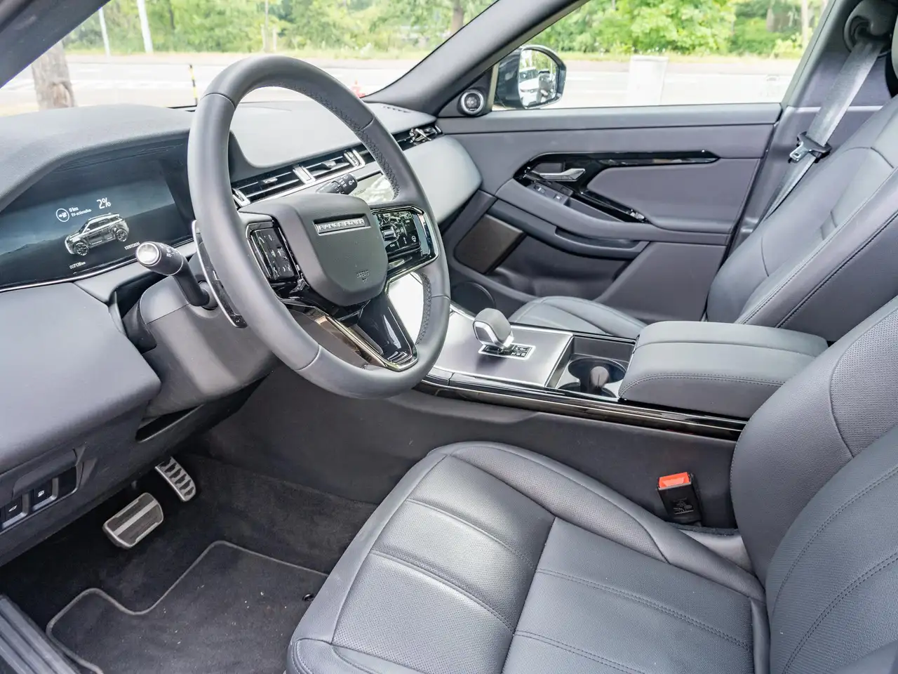 Land Rover Range Rover Evoque 2026 — фото 8