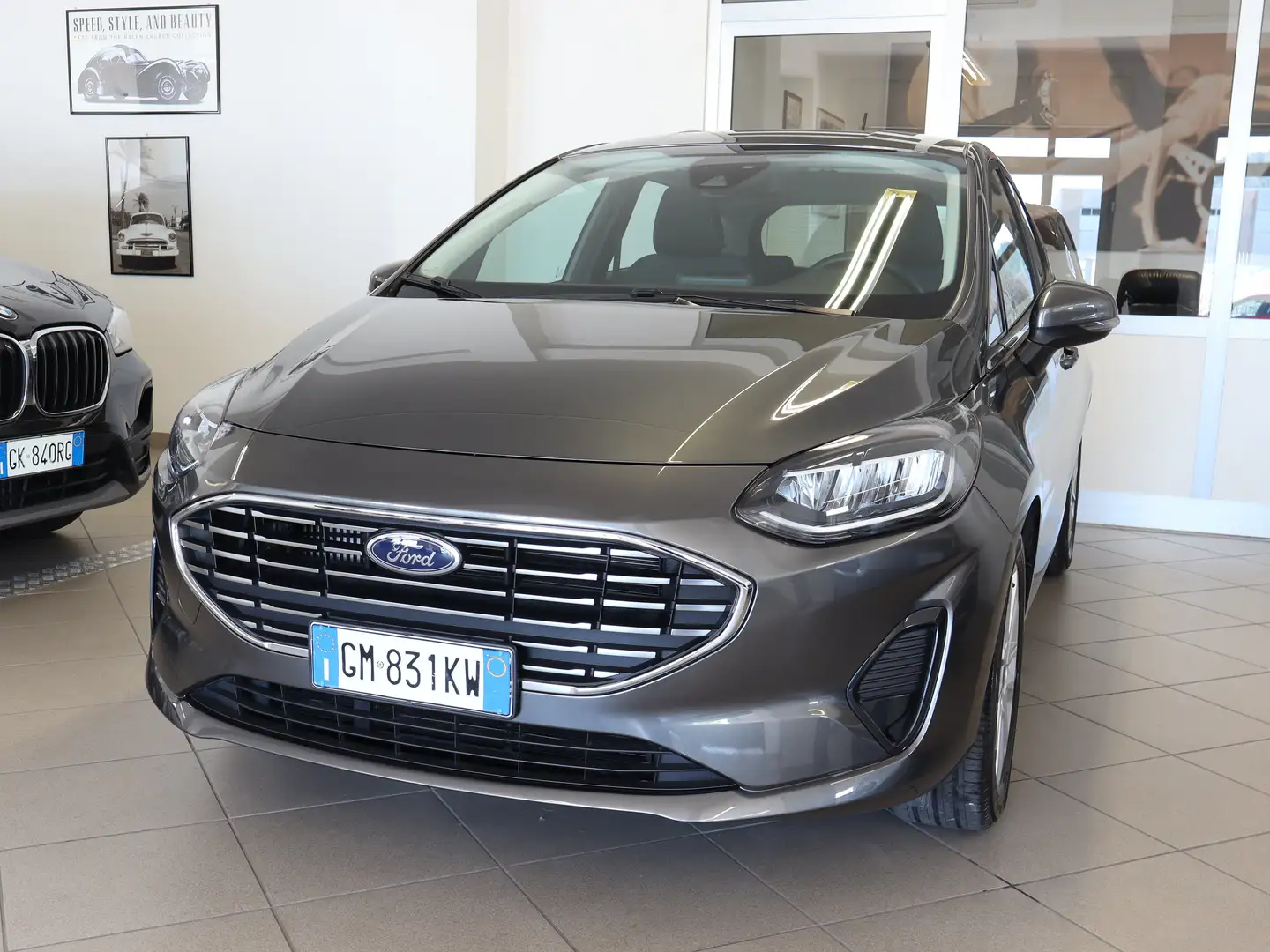 Ford Fiesta 1.0 ECOBOOST HYBRID 125 CV TITANIUM Grigio - 1