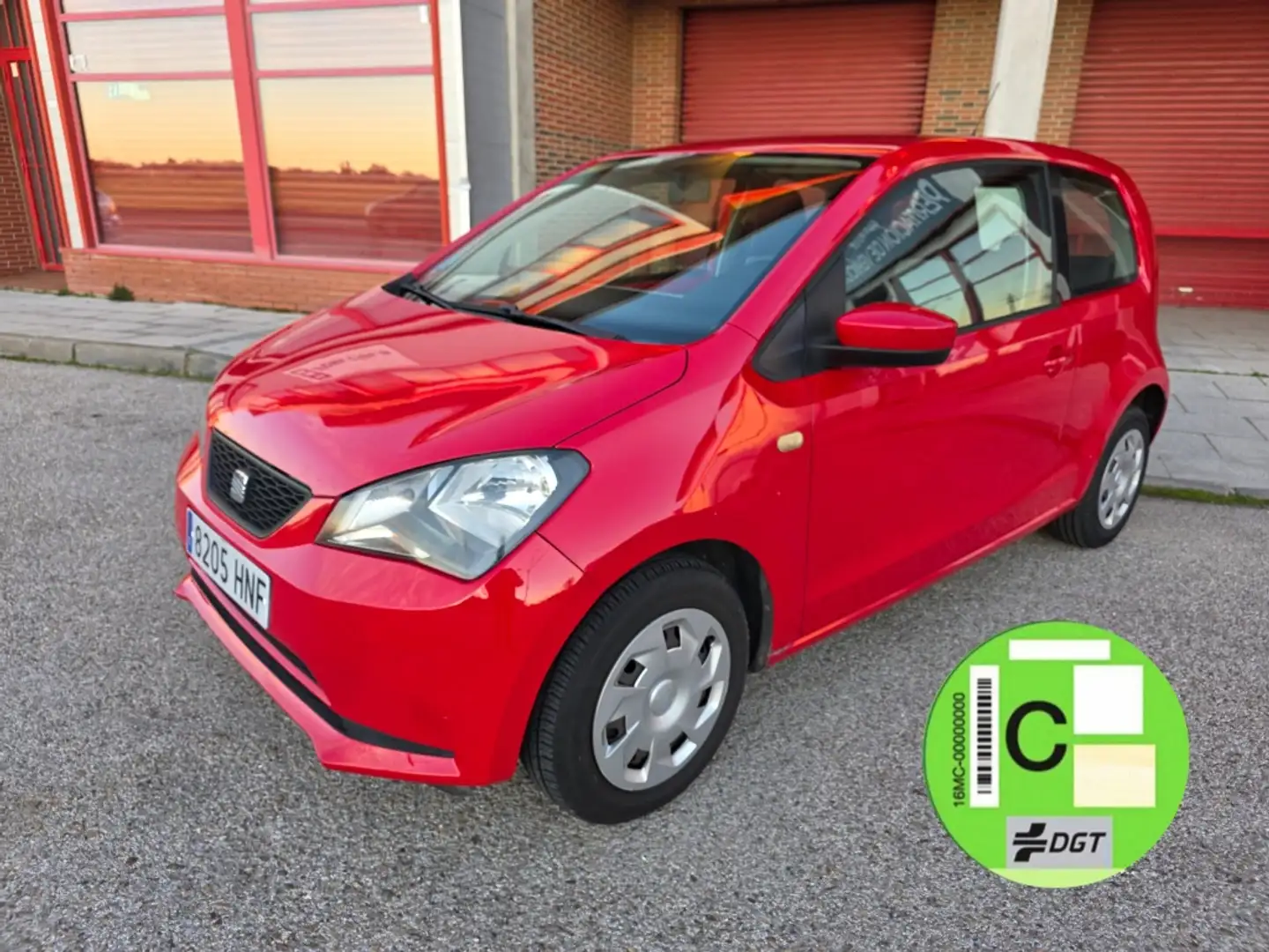 SEAT Mii 1.0 Ecomotive Style 60 Rojo - 1