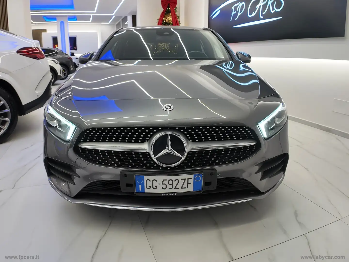 Mercedes-Benz A 220 A 220 d Automatic Premium AMG Grigio - 2