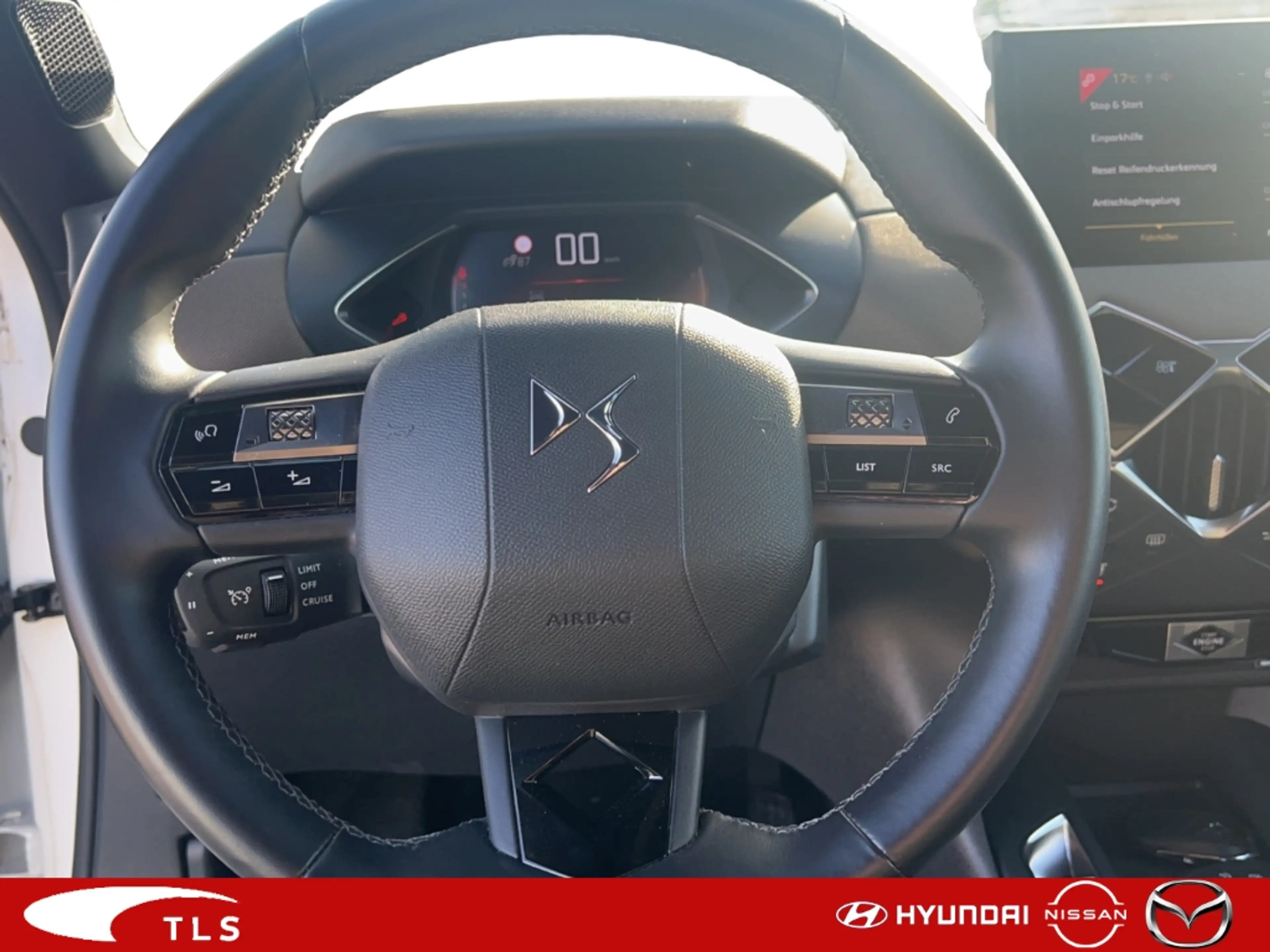 DS Automobiles DS 3 Crossback So Chic 100 Klimaautom Keyless Spurhalteass. Verke — photo 11