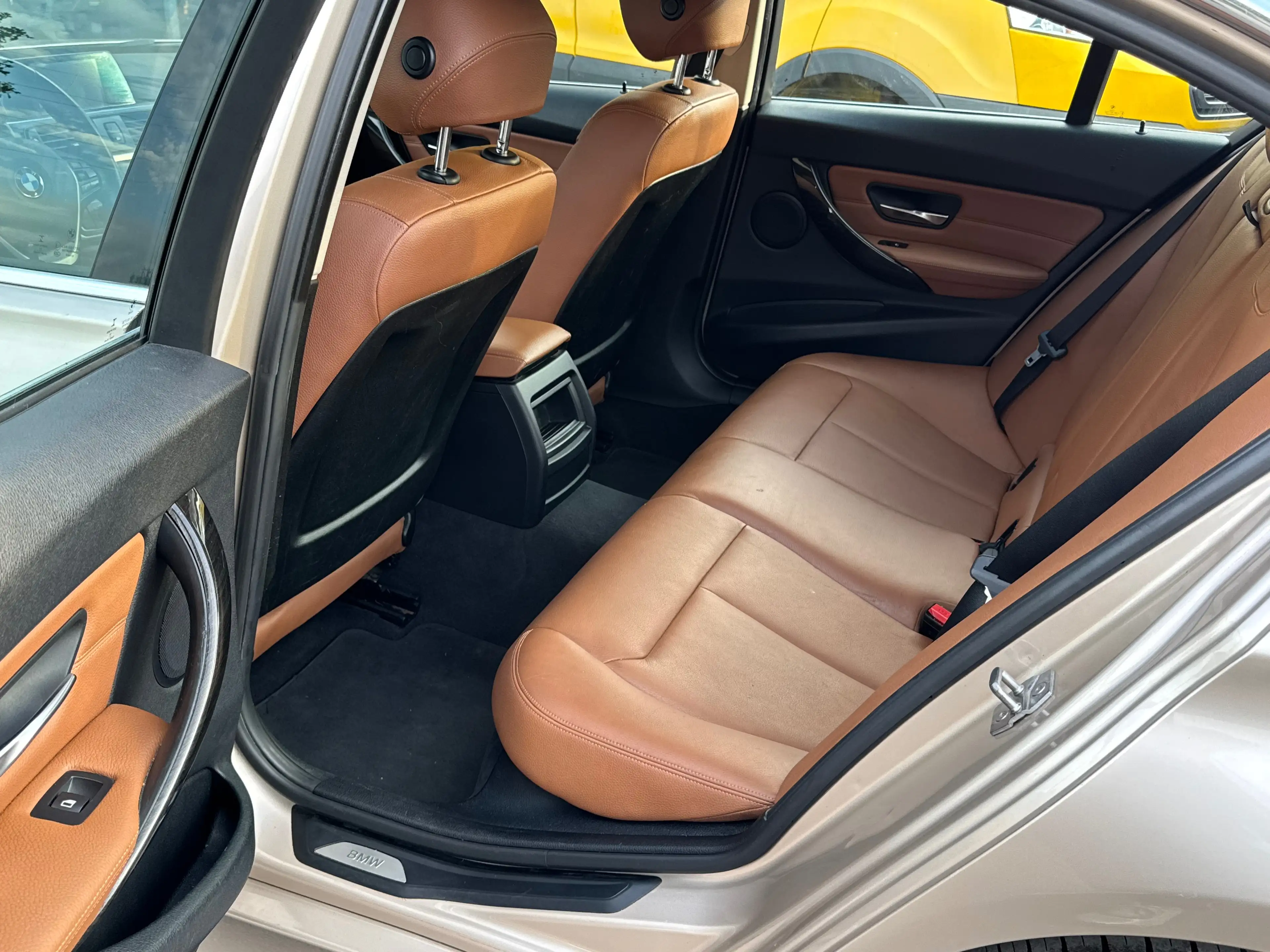 BMW 316 dA / LUXURY EDITION / BOITE AUTO / FULLOPTIONS / 1PROP CARNET BMW — photo 6