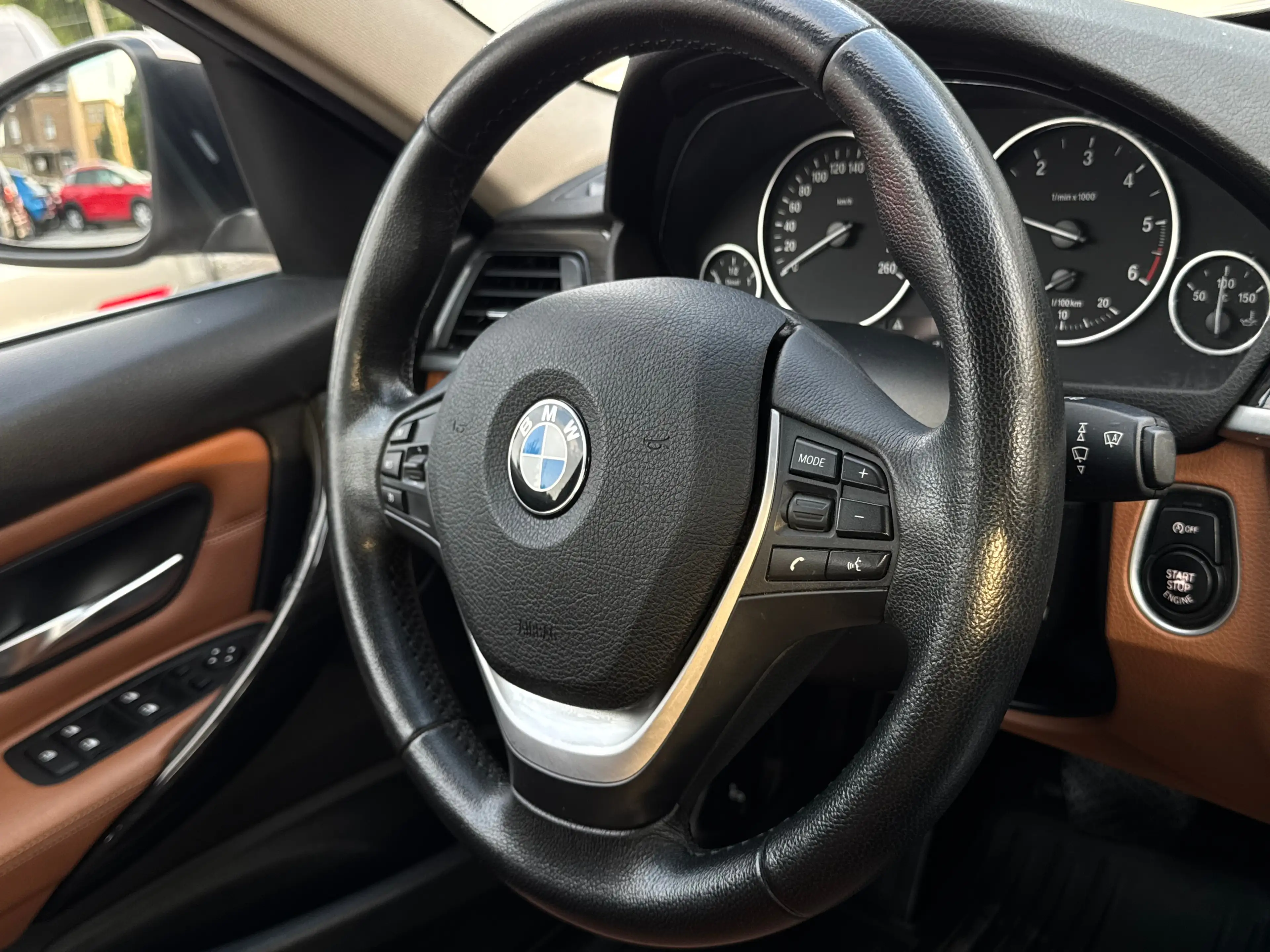 BMW 316 dA / LUXURY EDITION / BOITE AUTO / FULLOPTIONS / 1PROP CARNET BMW — photo 11