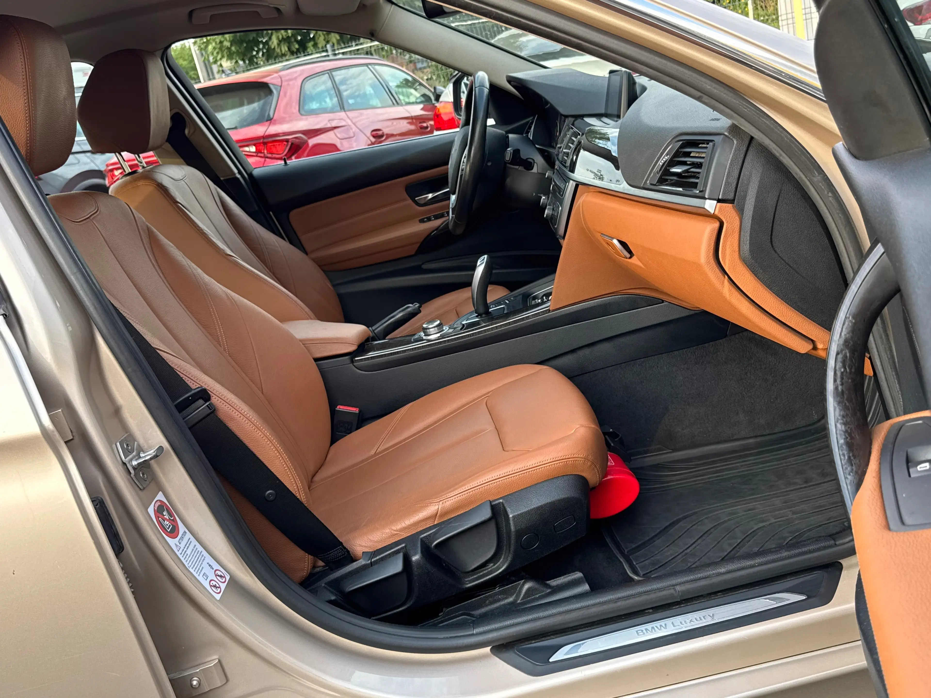 BMW 316 dA / LUXURY EDITION / BOITE AUTO / FULLOPTIONS / 1PROP CARNET BMW — photo 5