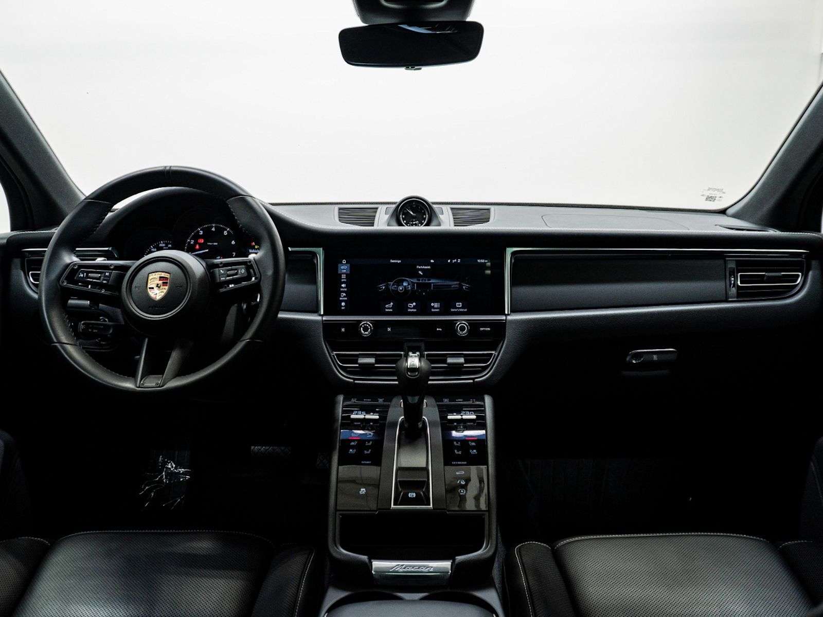 2023 Porsche Macan Fresh New Arrival, Low Mileage, Full Services, Ple thumb 29