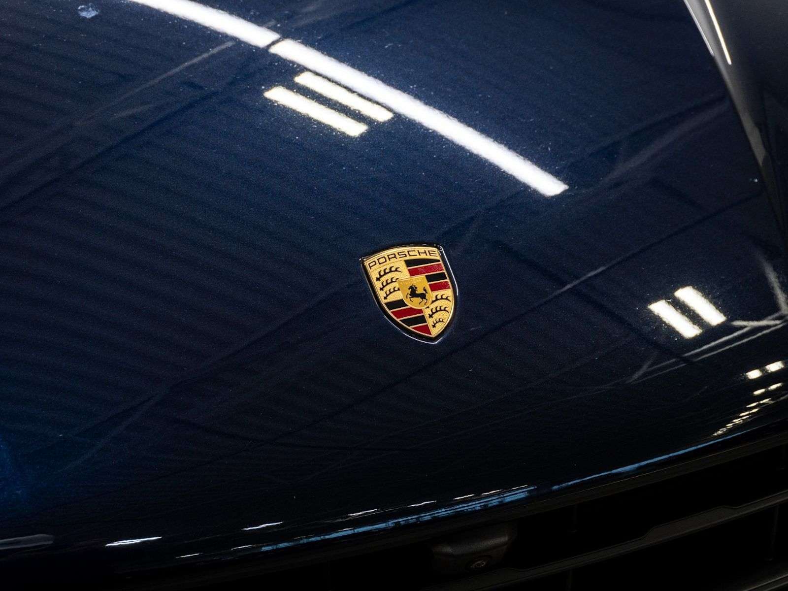 2023 Porsche Macan Fresh New Arrival, Low Mileage, Full Services, Ple thumb 10