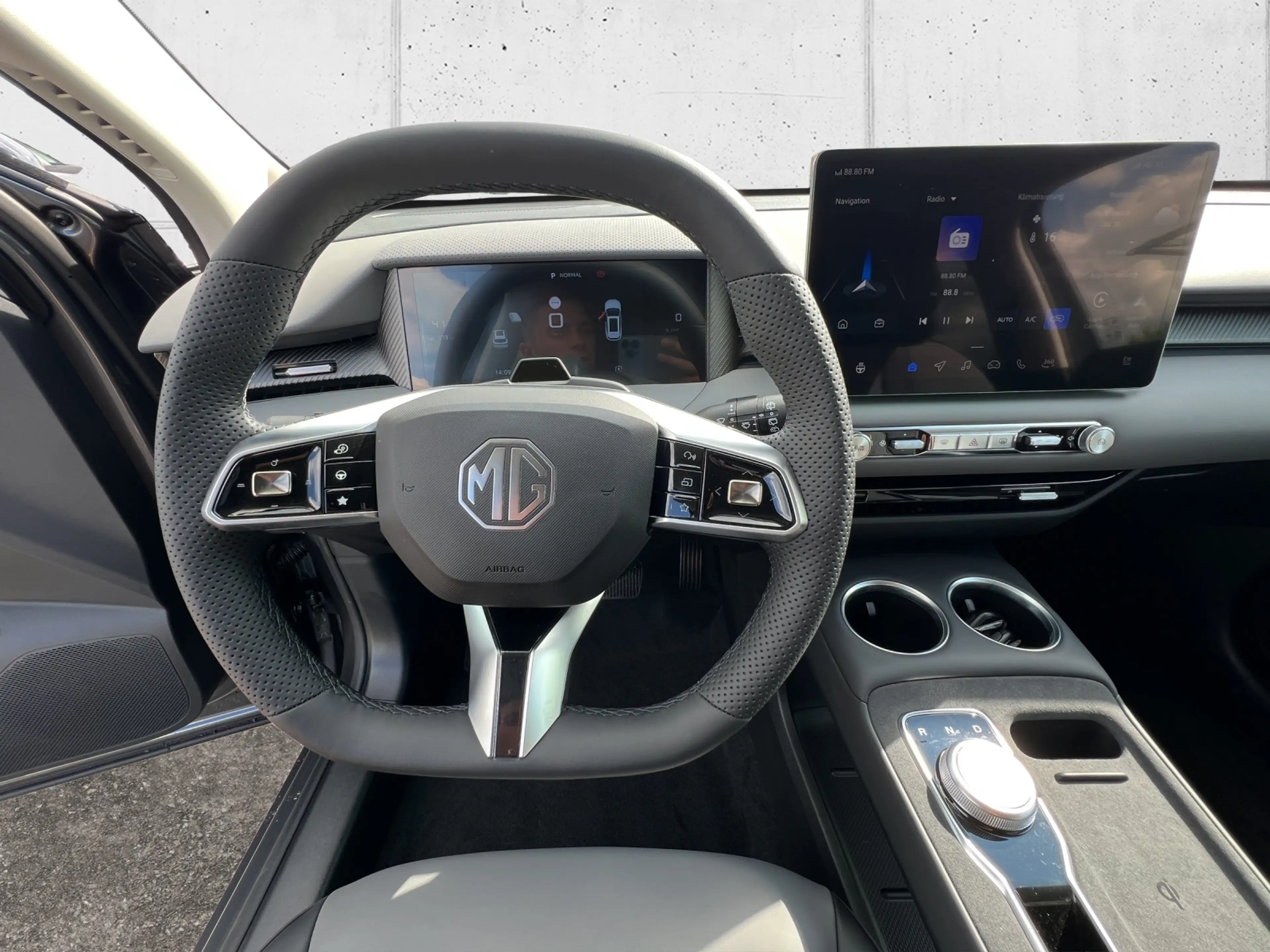 MG MGS5 EV MG S5 EV Luxury RWD LONGRANGE 5t. — photo 8