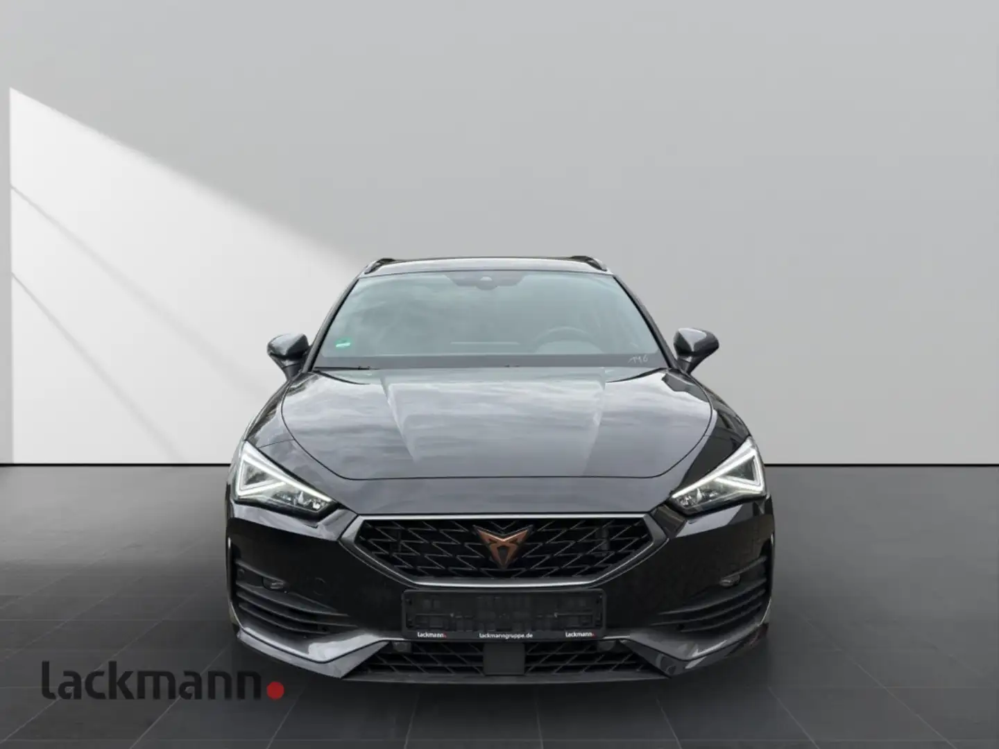 CUPRA Leon 2.0 SP VZ 4Drive *Navi*LED*Beats*CarPlay* Schwarz - 2