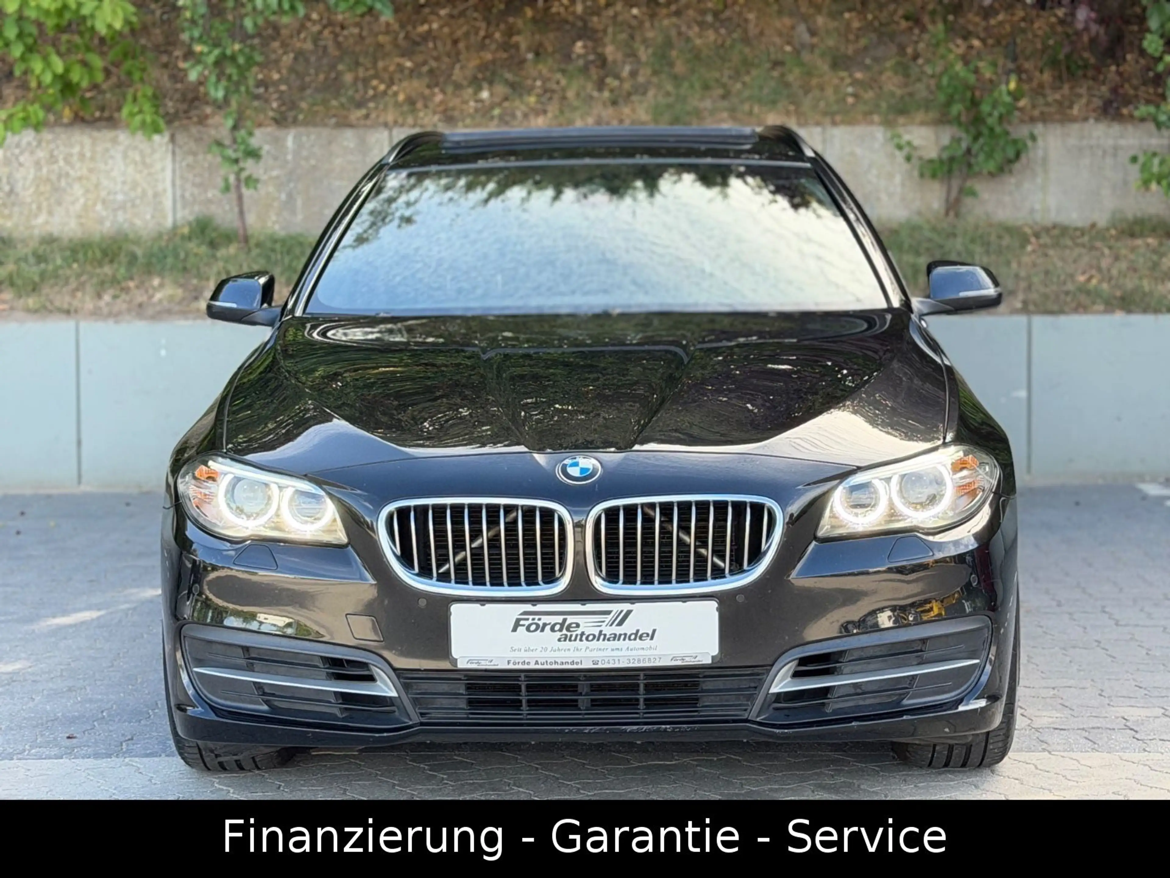 BMW 520 d Touring/LED/PANO/2HAND/LEDER/WENIG KM — photo 2