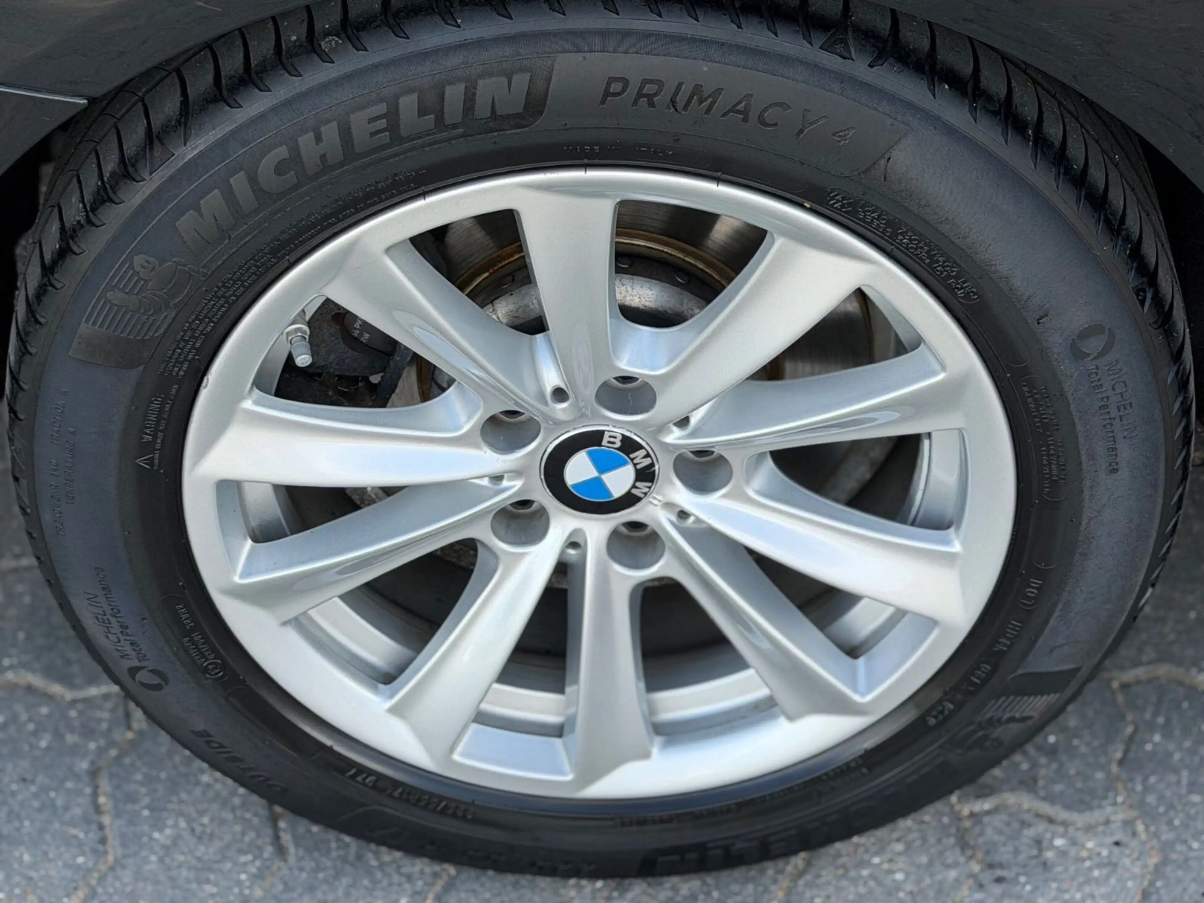 BMW 520 d Touring/LED/PANO/2HAND/LEDER/WENIG KM — photo 9