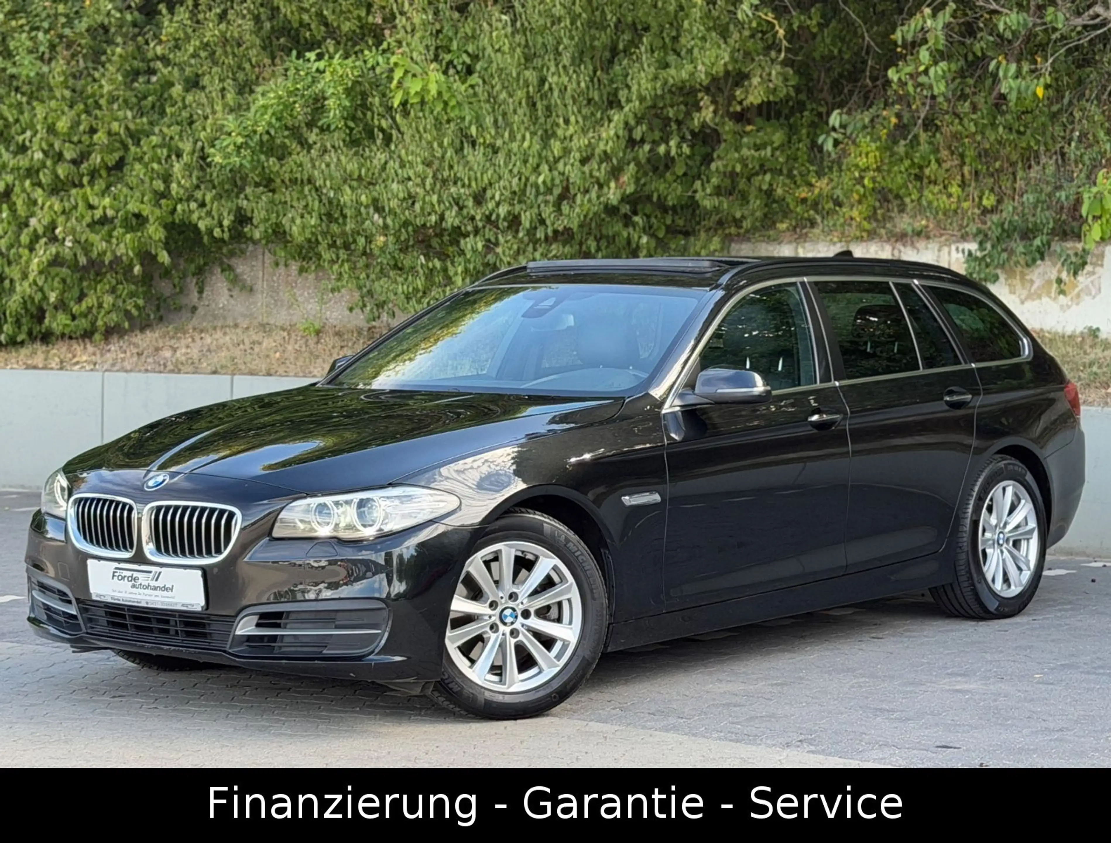 BMW 520 d Touring/LED/PANO/2HAND/LEDER/WENIG KM