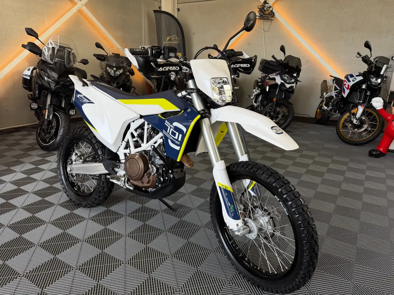 Husqvarna 701 Enduro