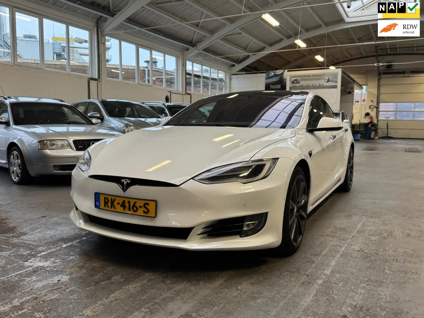 Tesla Model S 75 Base Wit - 1