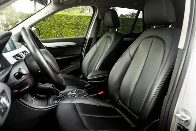 BMW X1 view 6