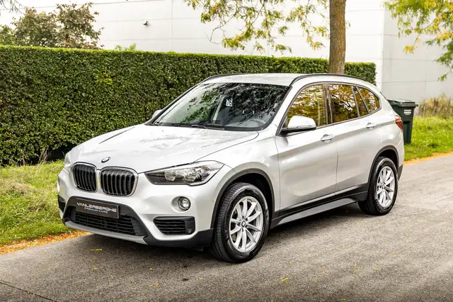 BMW X1 view 8