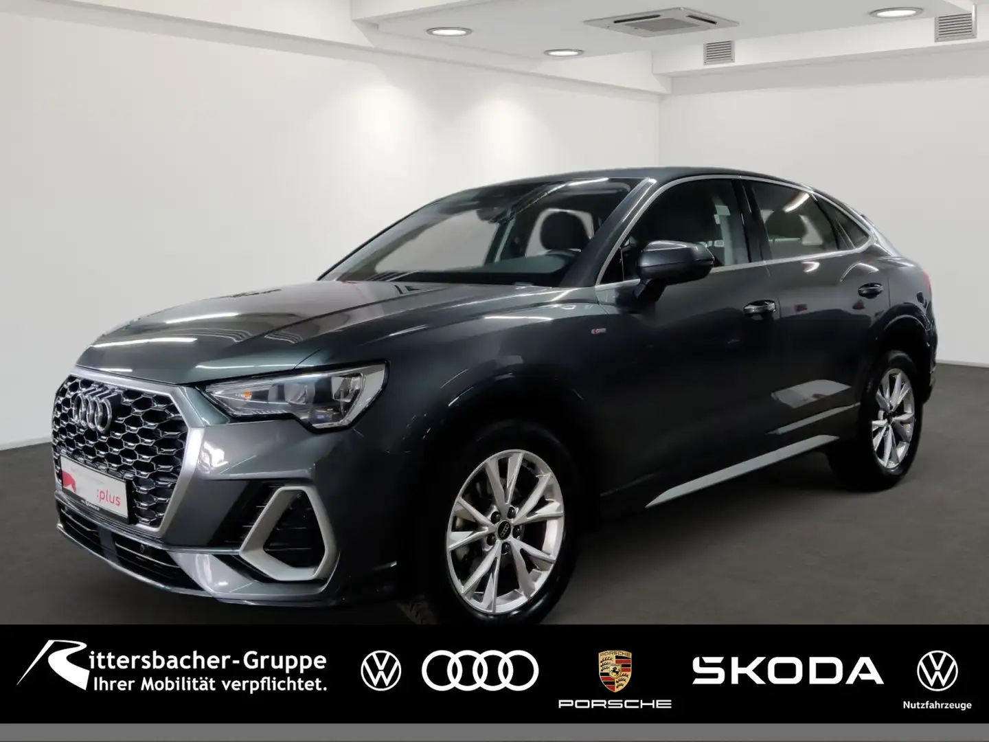 Audi Q3 s-line 35 TFSI Navi RFK Soundsystem Grau - 1