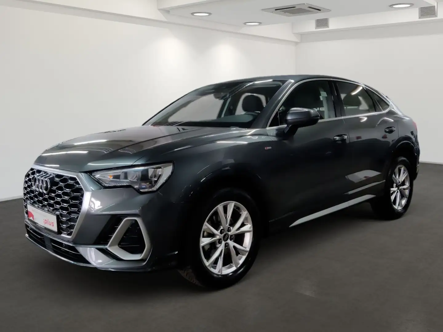 Audi Q3 s-line 35 TFSI Navi RFK Soundsystem Grau - 2
